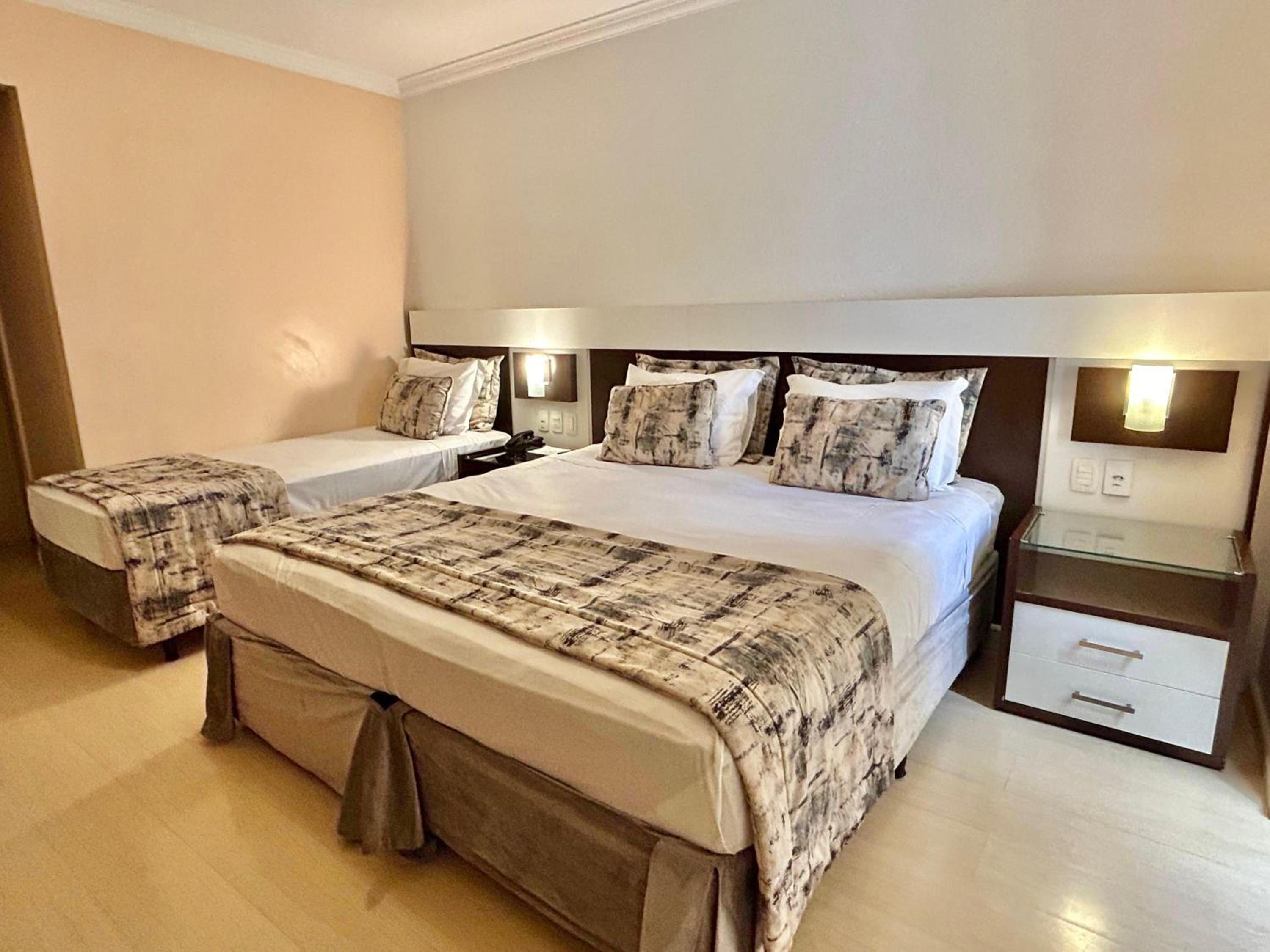 Luxury Triple Room photo 1