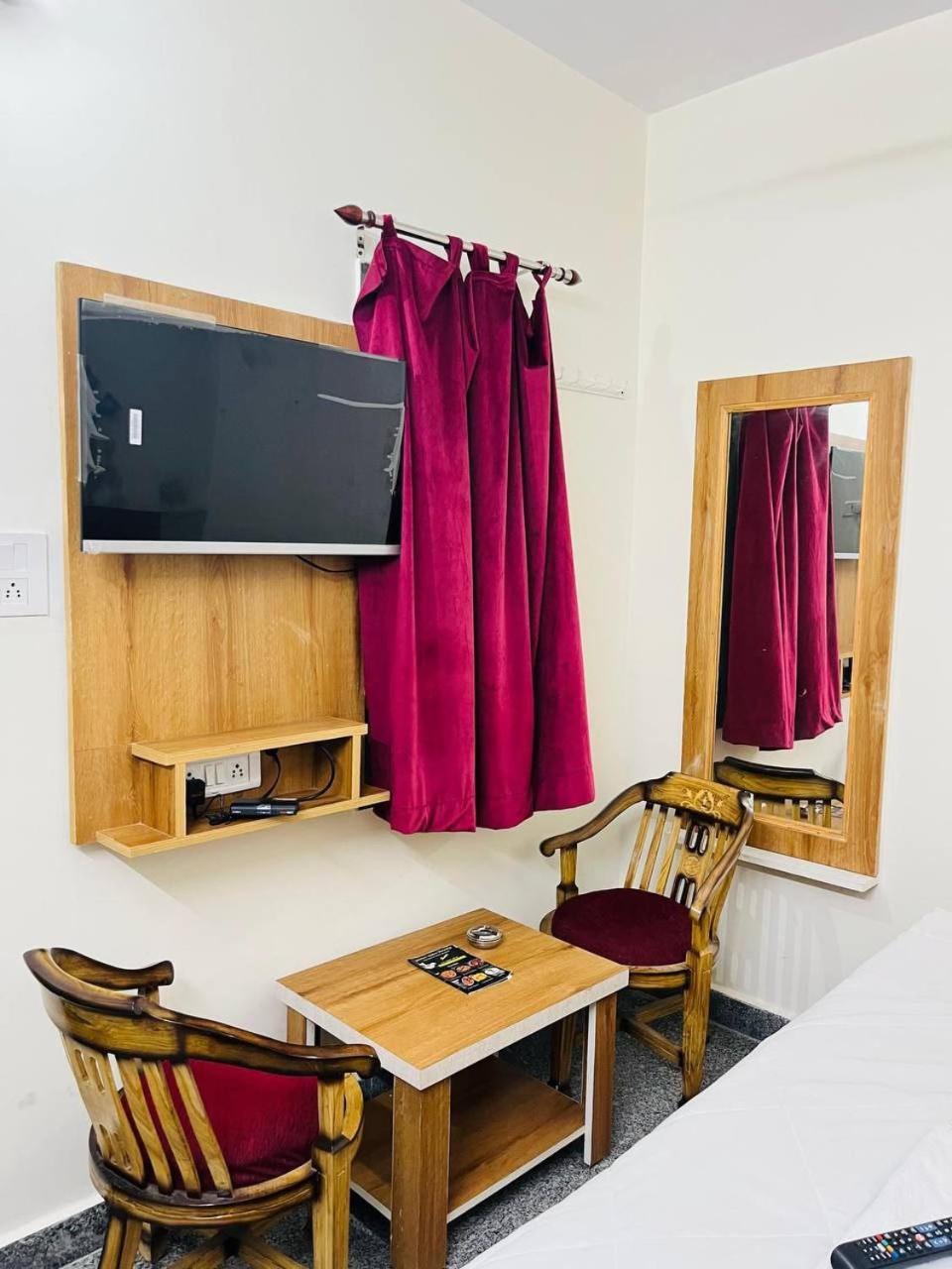 Basic Triple Room photo 3