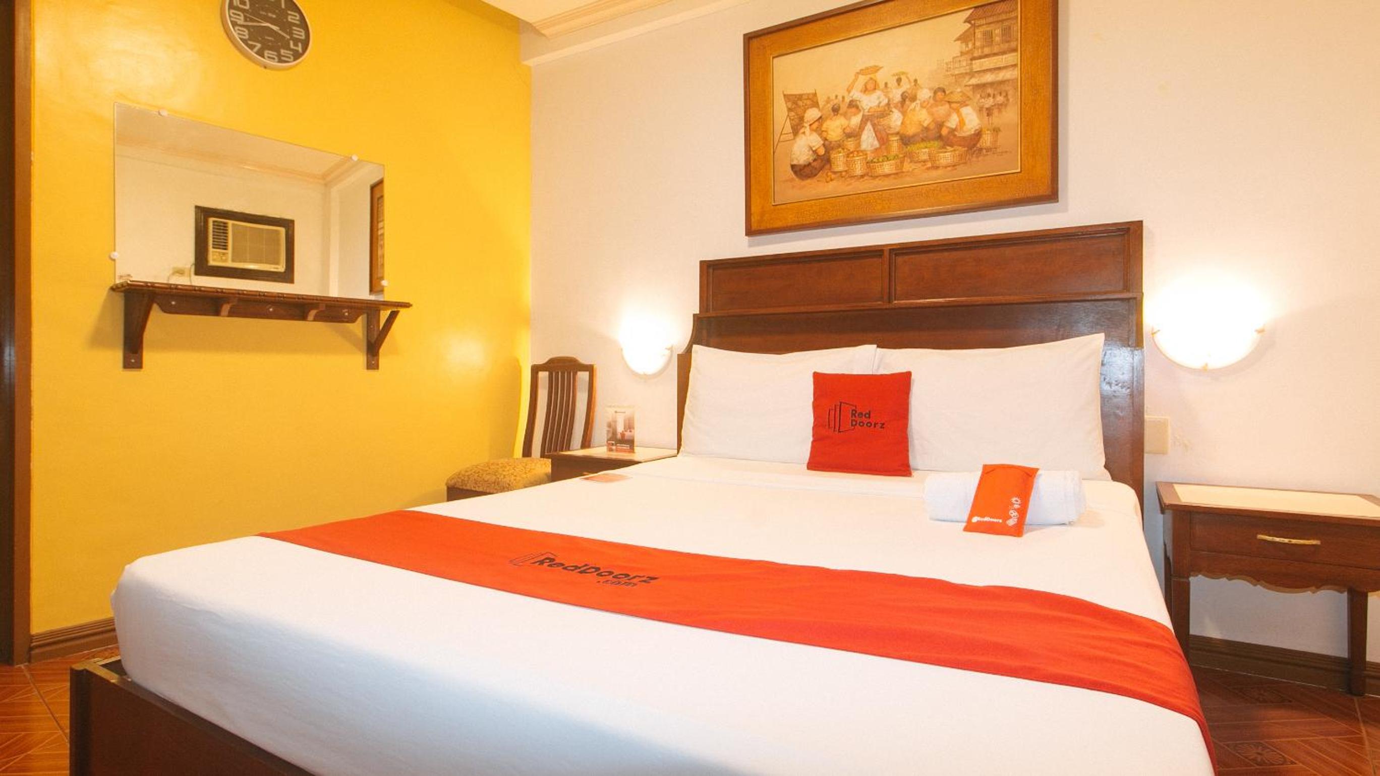 Double Room - Photo 7