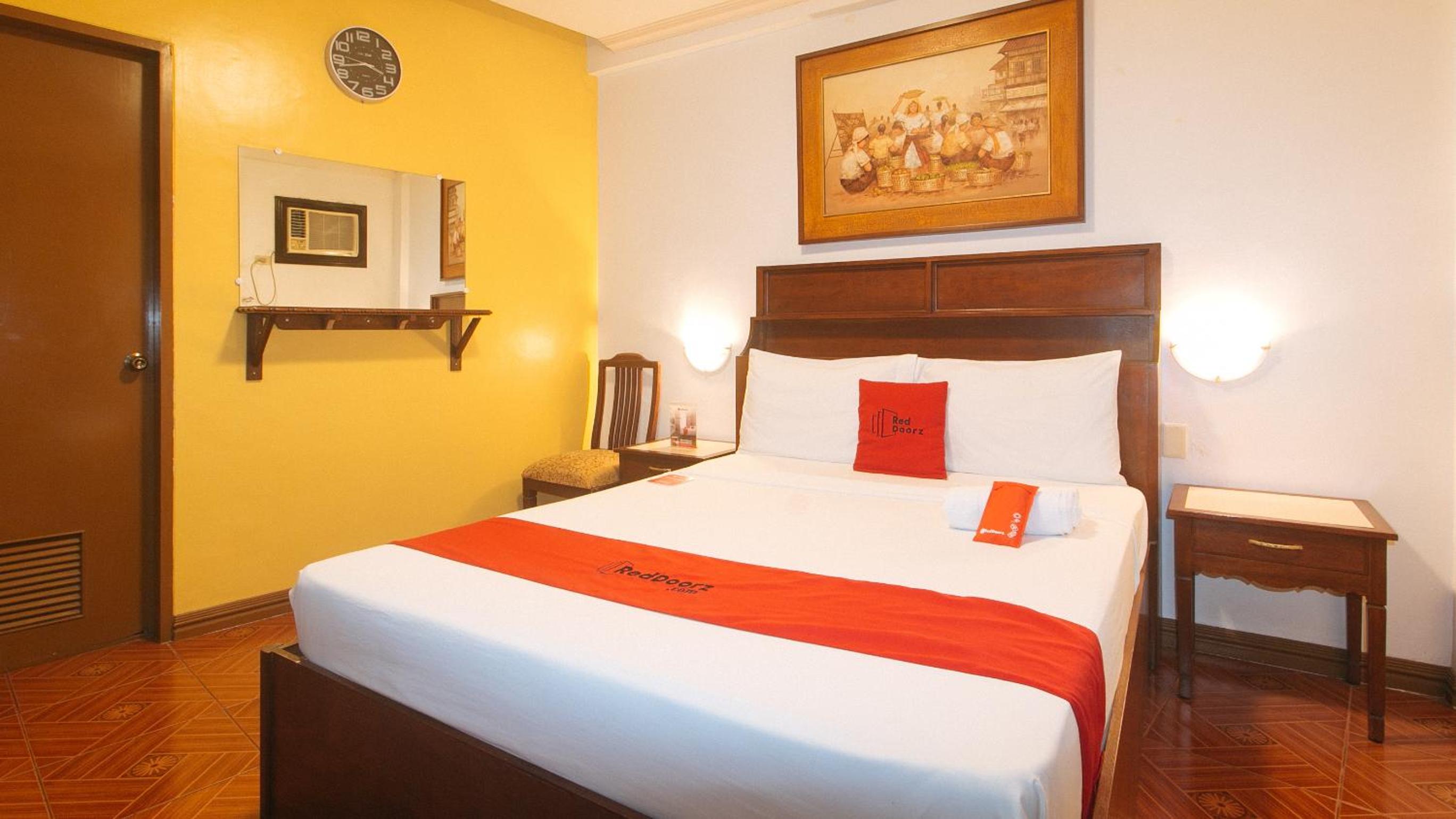 Double Room - Photo 5