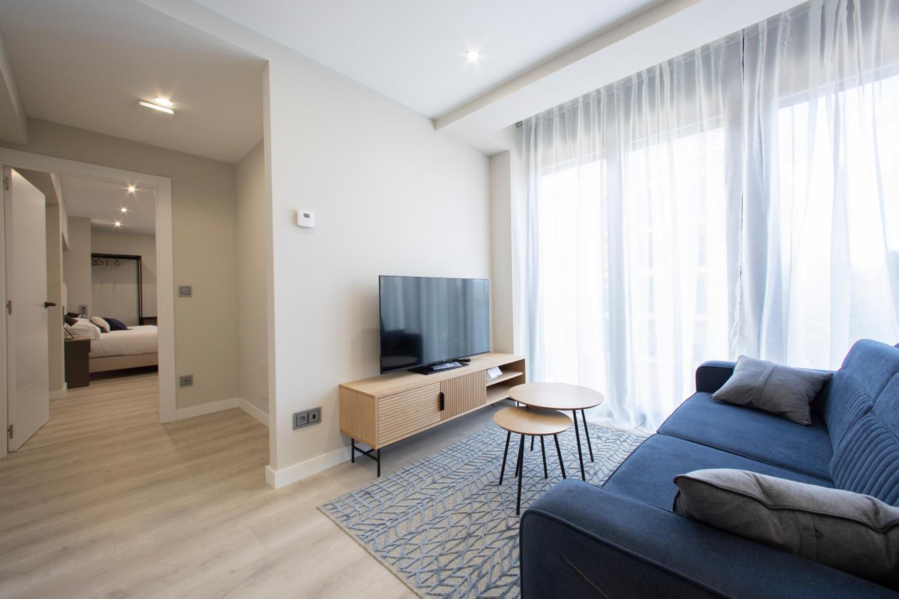 Apartment photo 2
