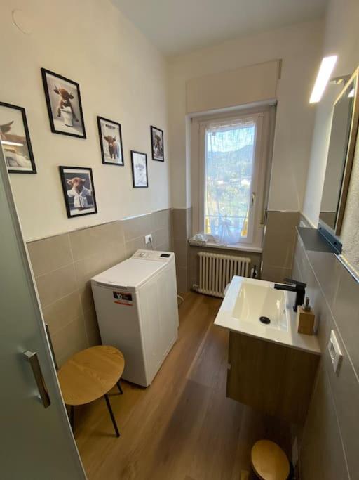 Three-Bedroom Apartment photo 2