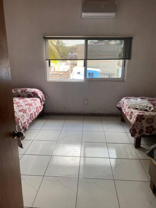 One-Bedroom House photo 3