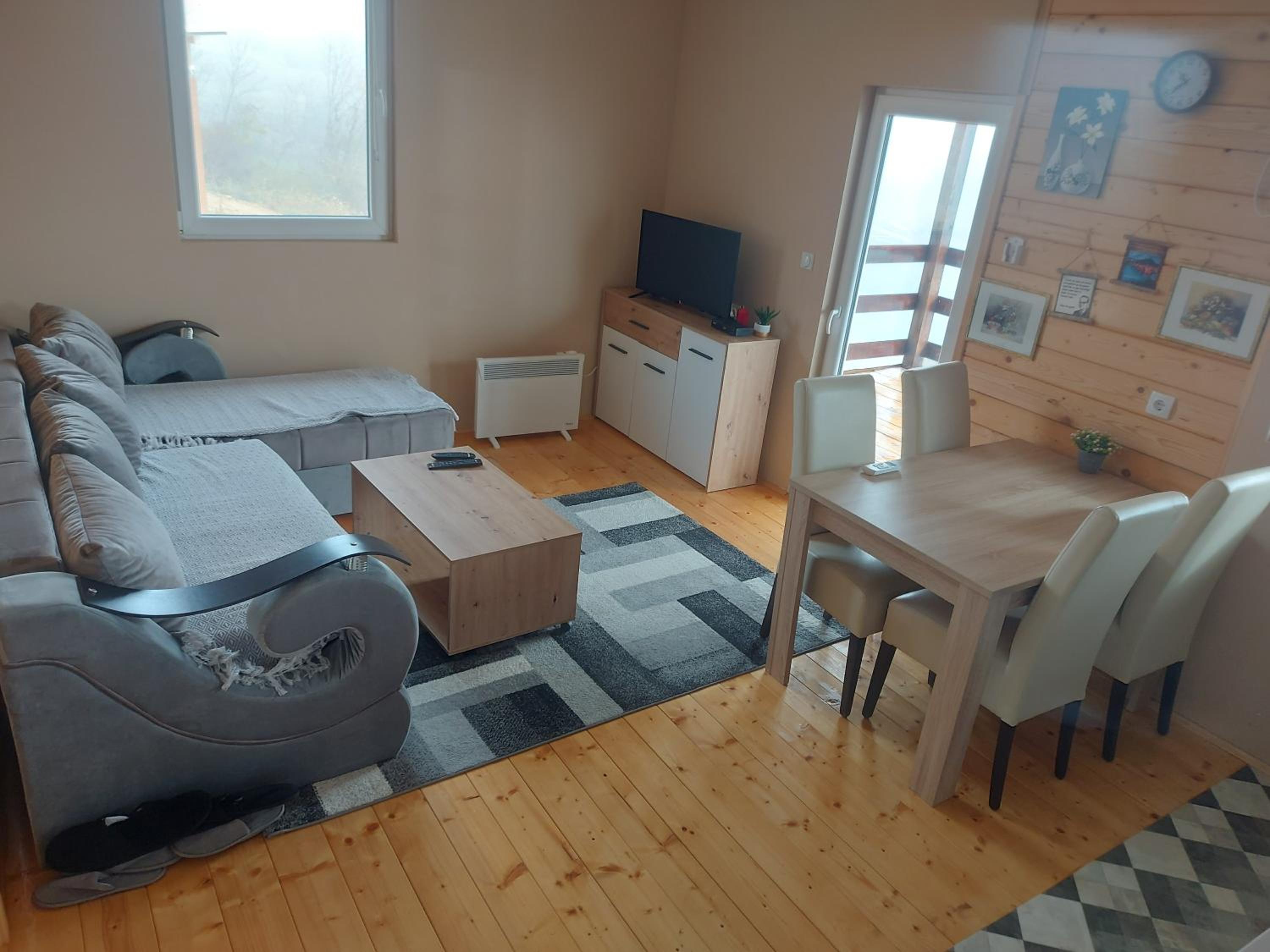 One-Bedroom House photo 3