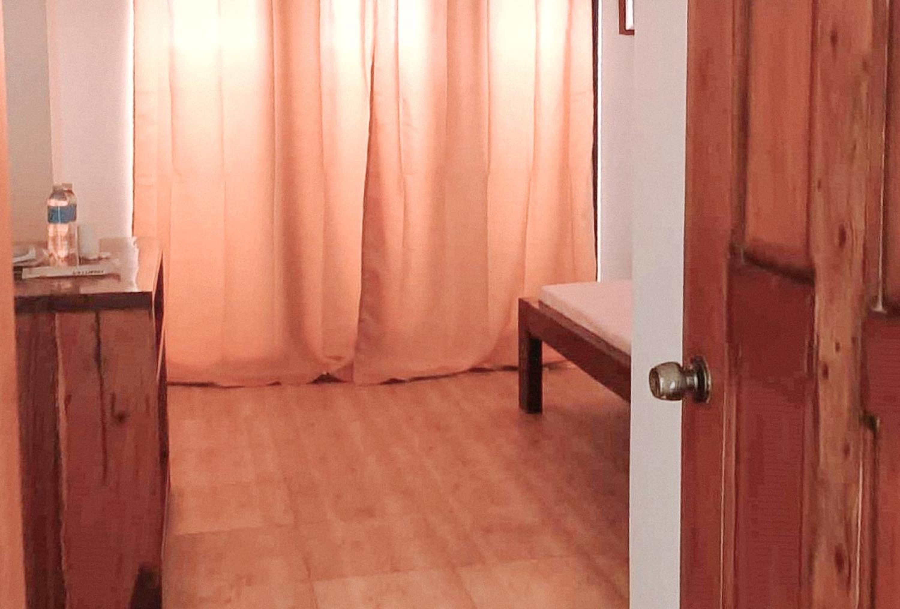 Standard Double Room - Photo 4