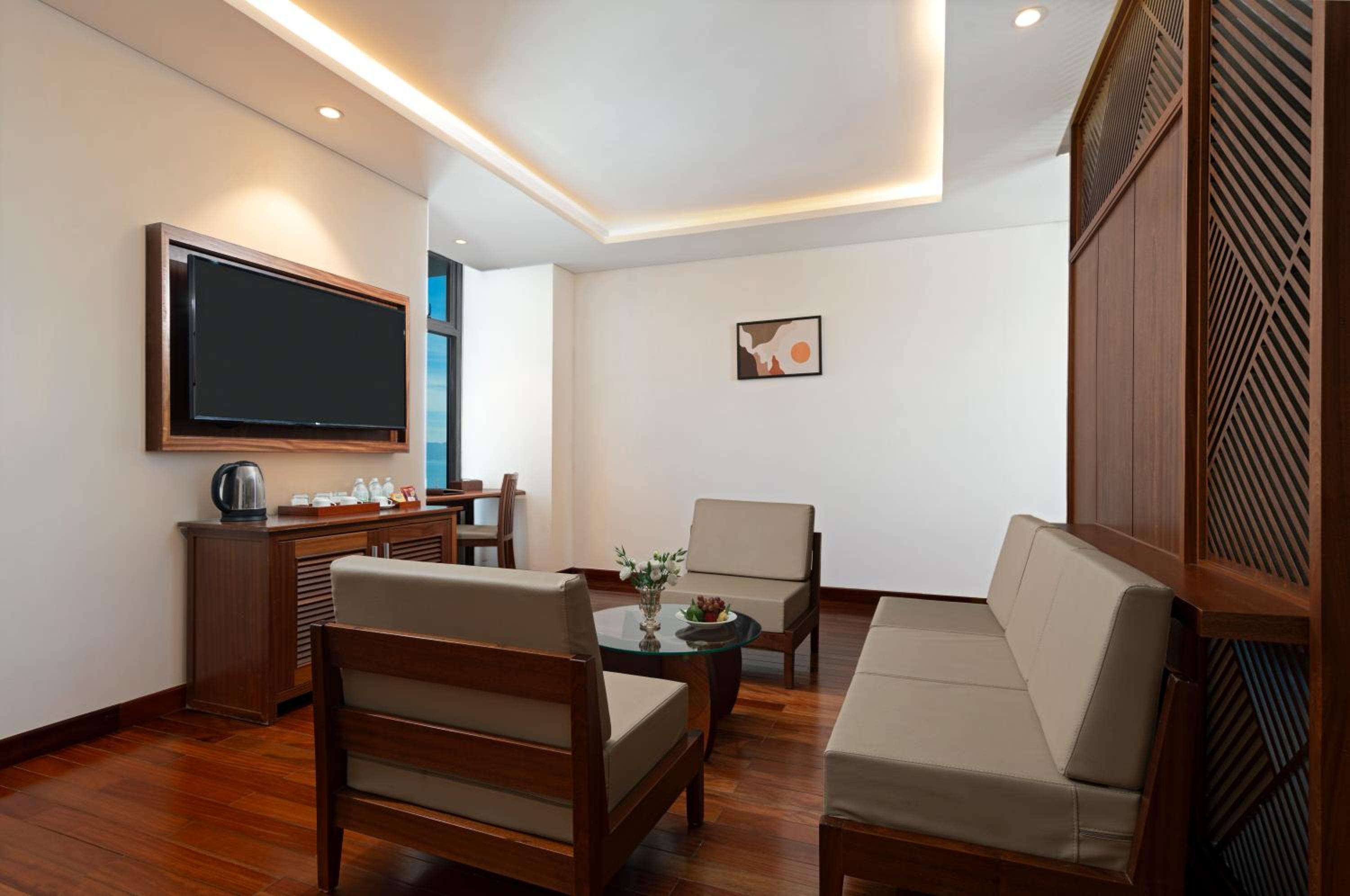Suite Triple City View - Photo 4