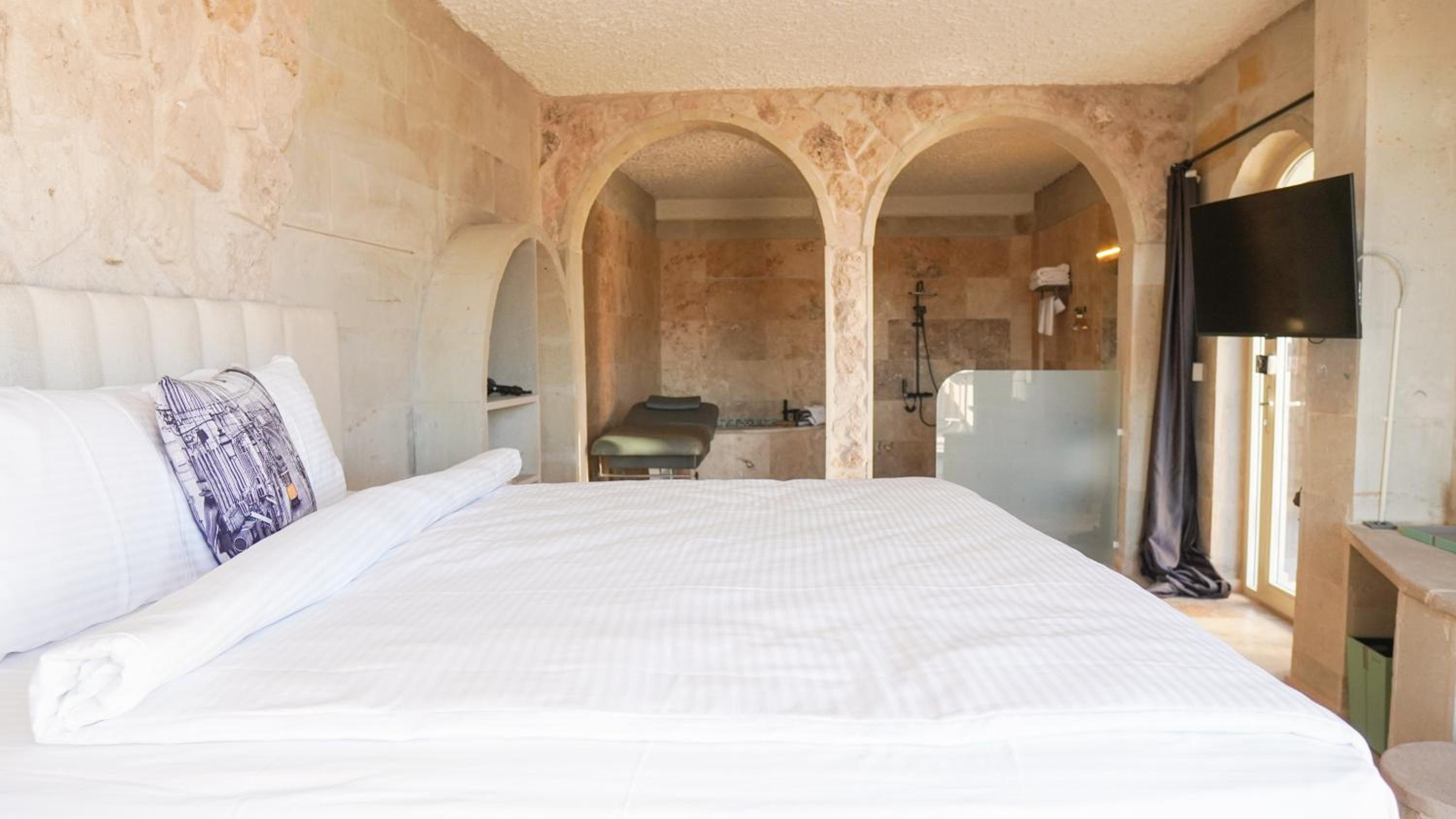 Superior Queen Room