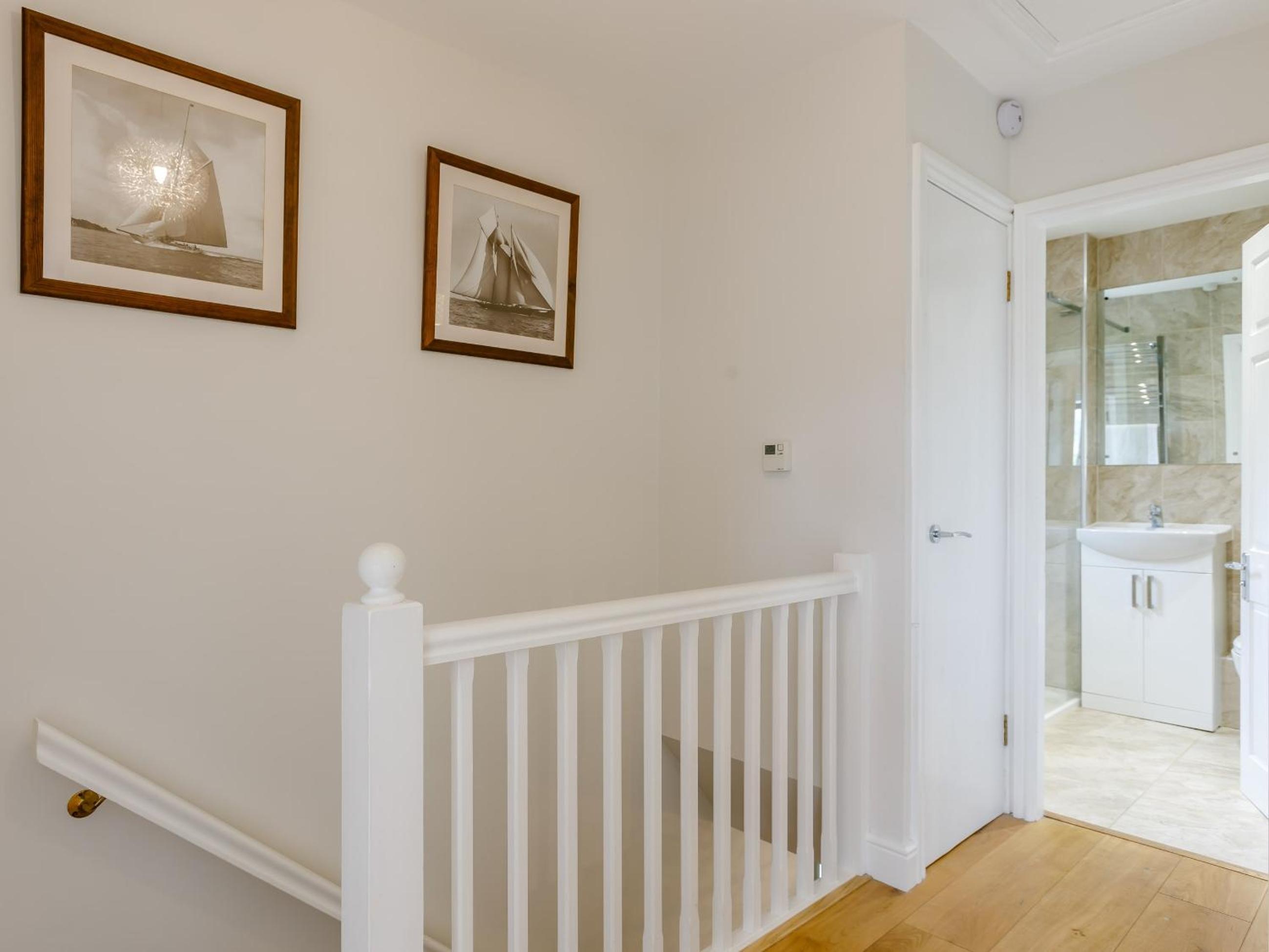 Two-Bedroom Holiday Home photo 2