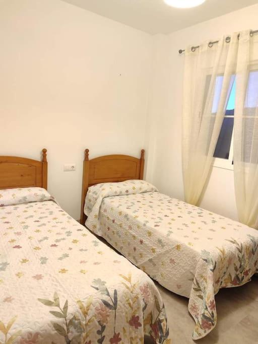 Casa de cuatro habitaciones