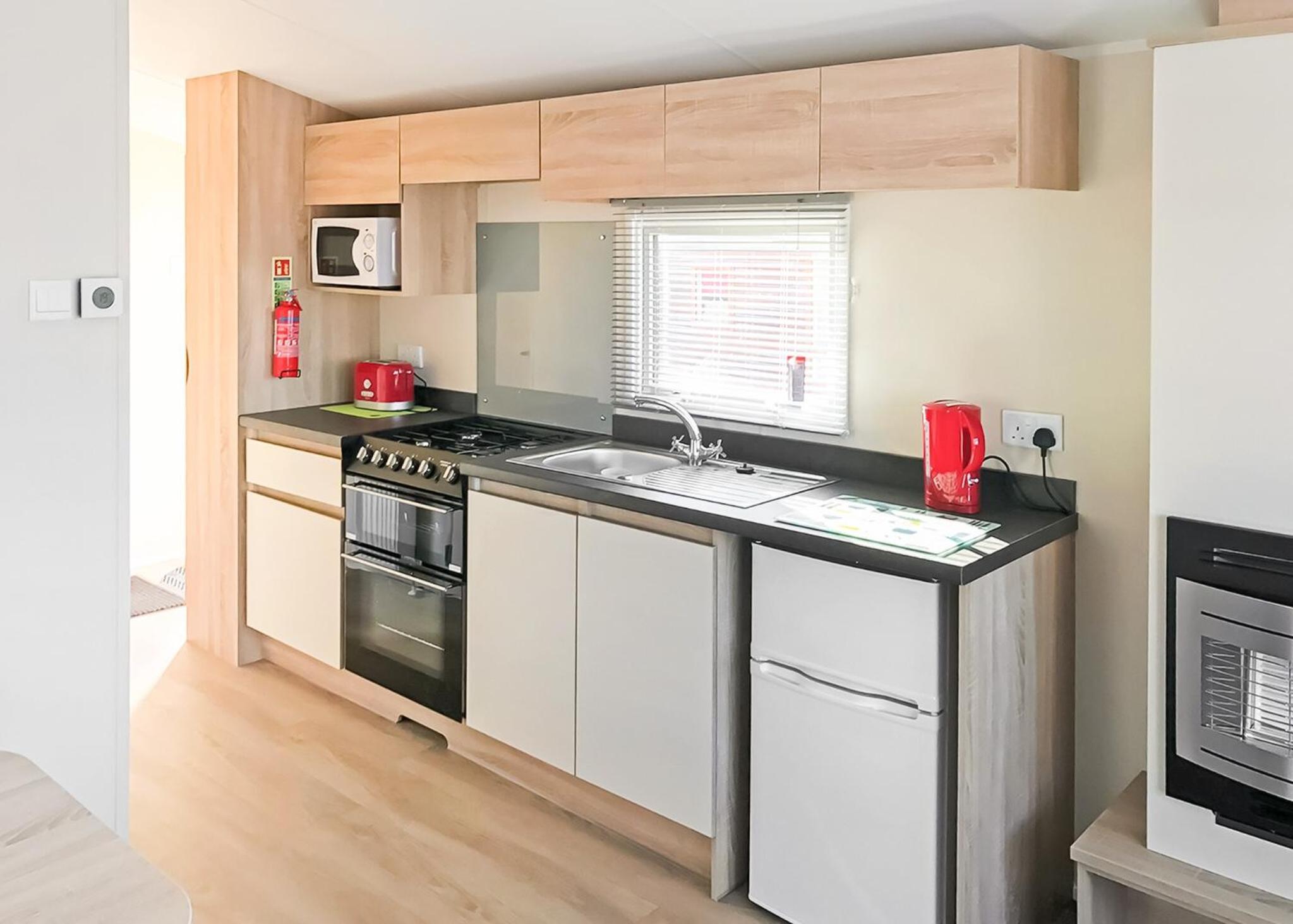Two-Bedroom Mobile Home photo 3