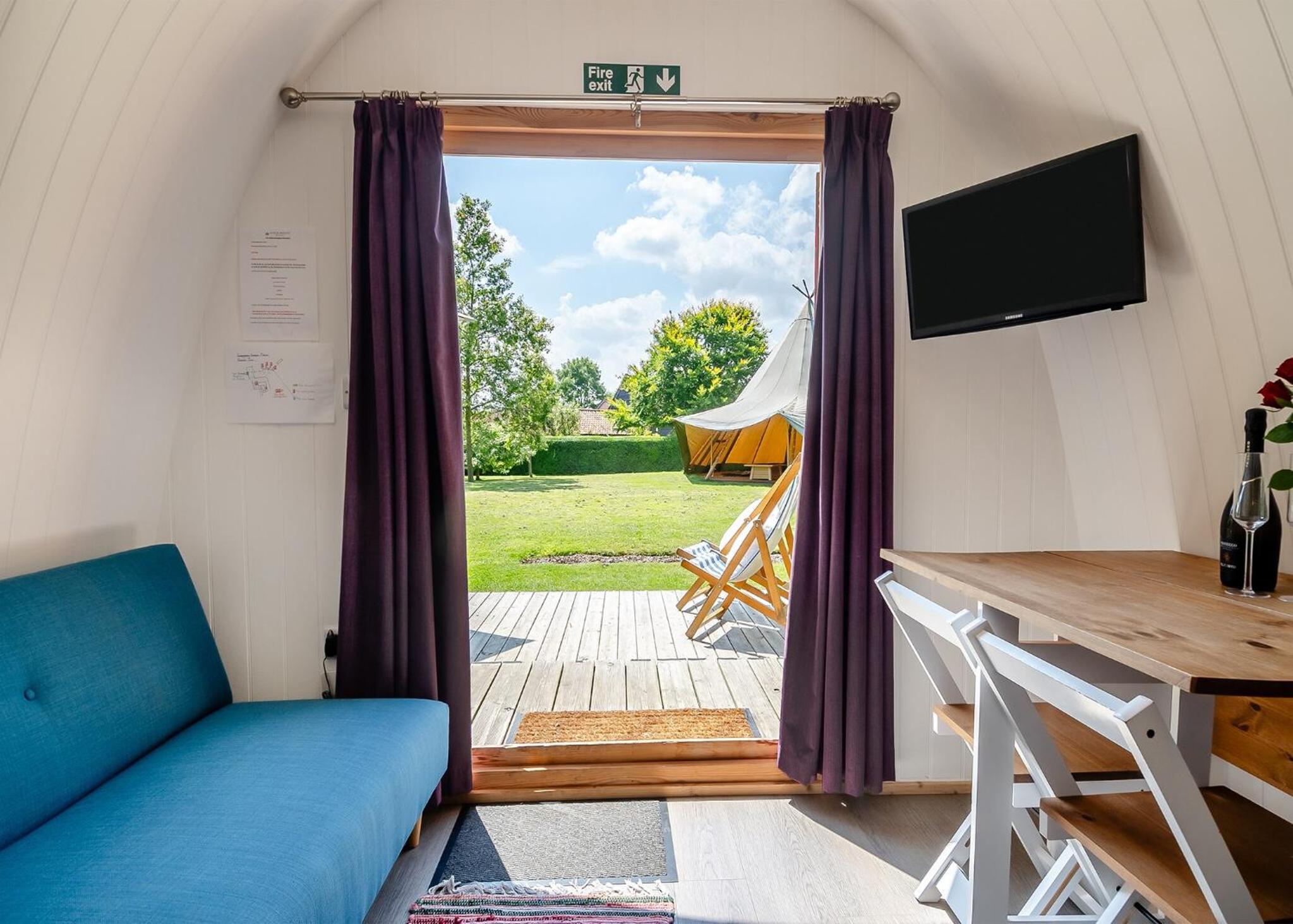 One-Bedroom Vacation Home photo 3