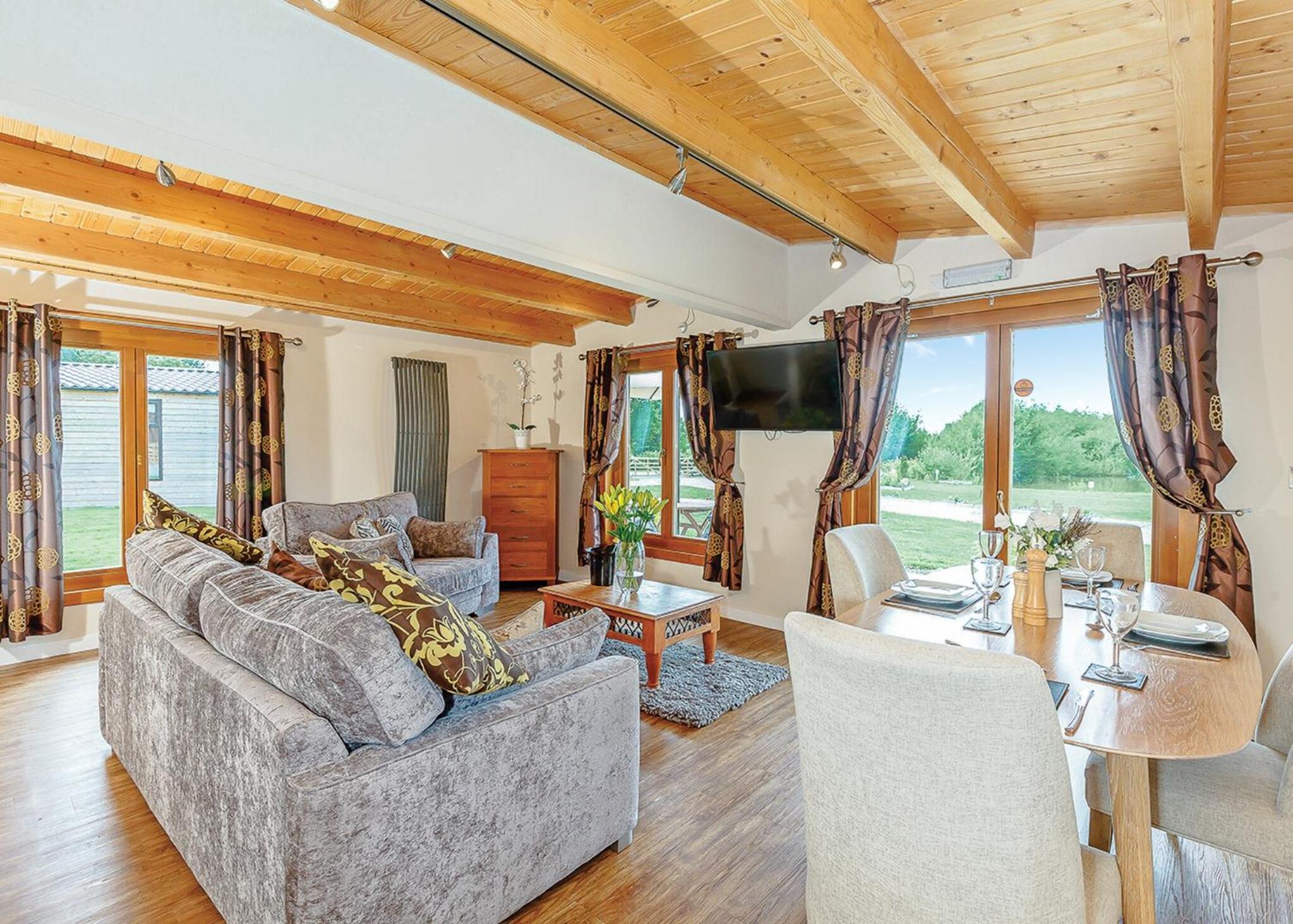 Two-Bedroom House photo 2