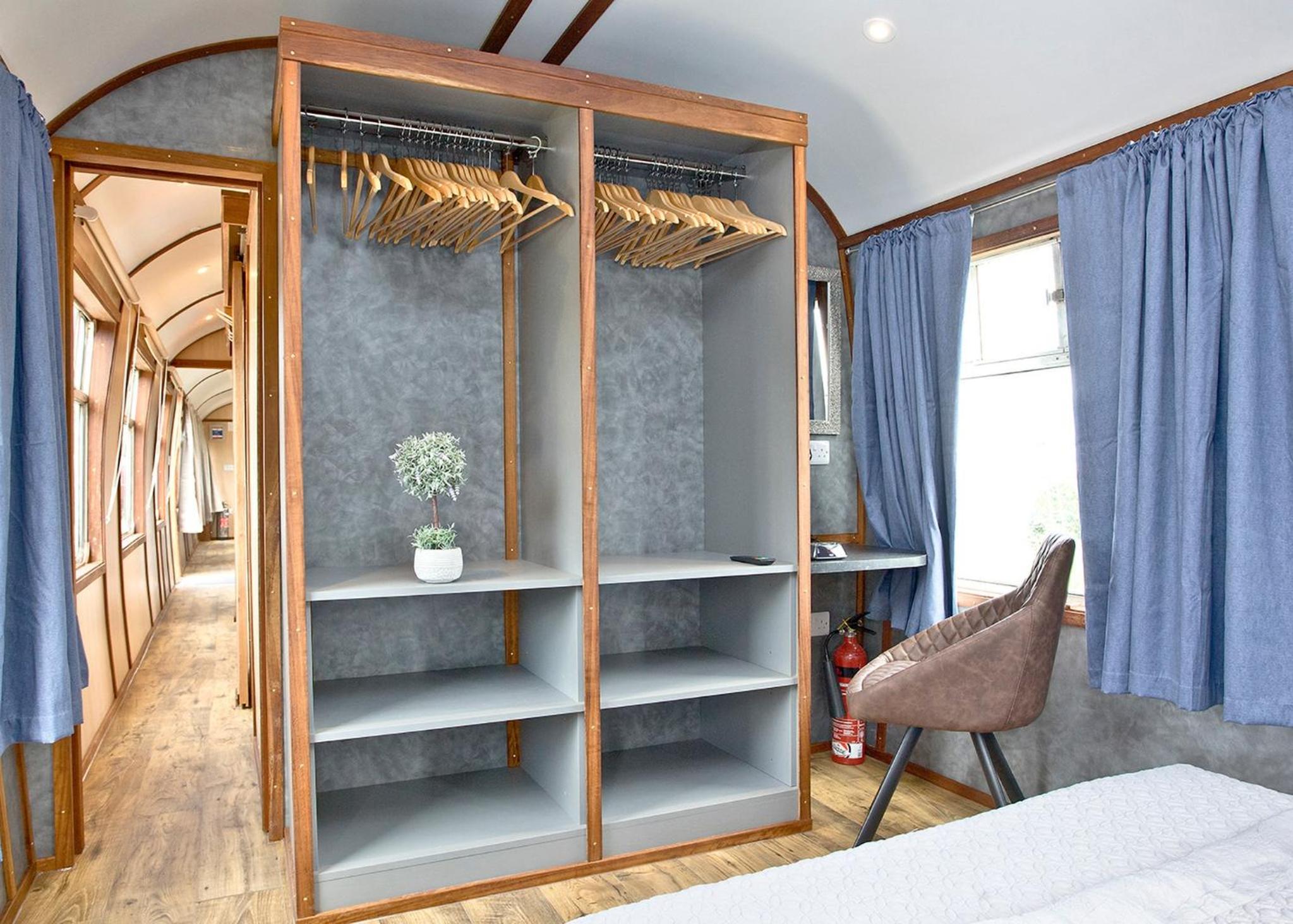 Three-Bedroom House photo 3