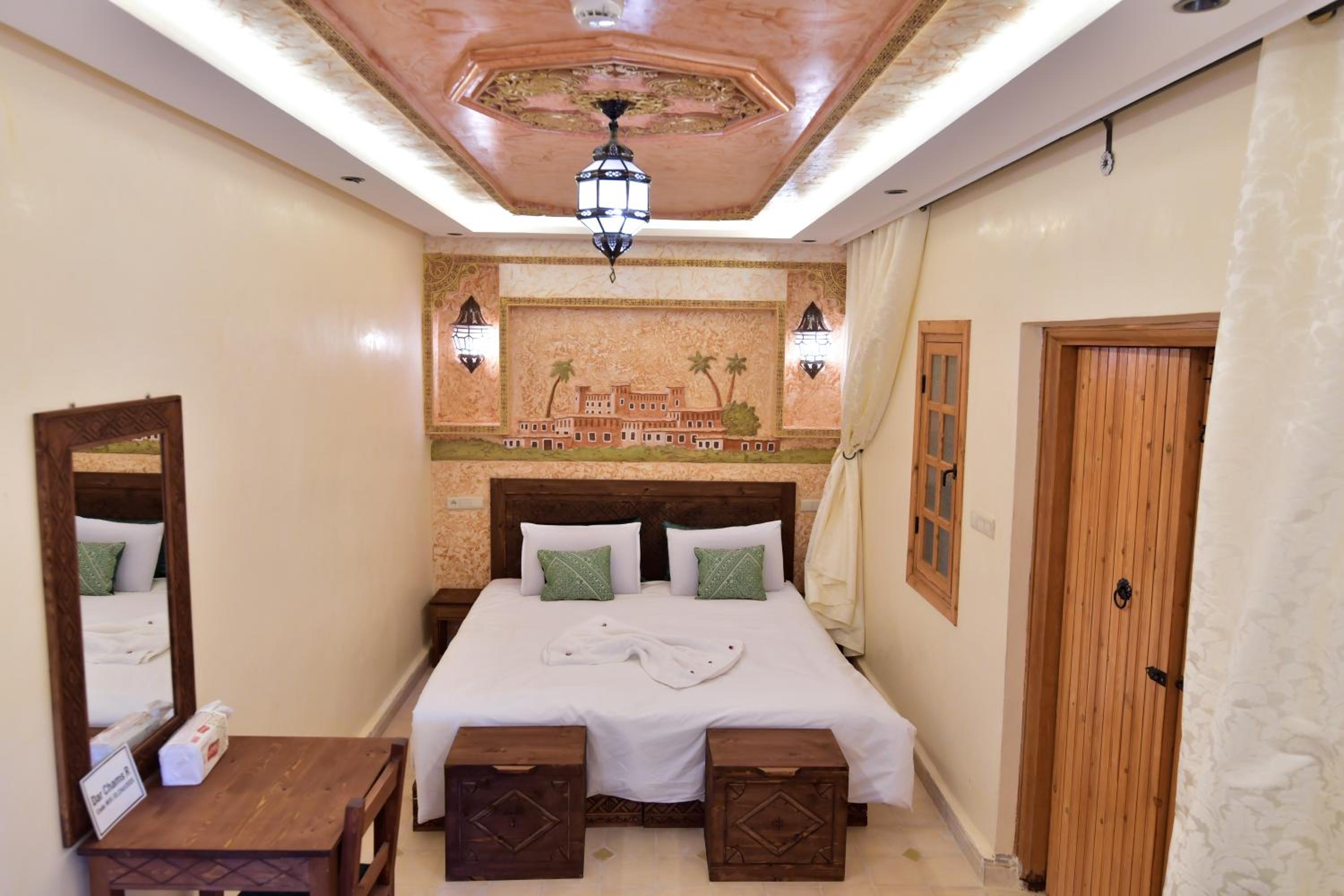 Double Room with Private Bathroom photo 1