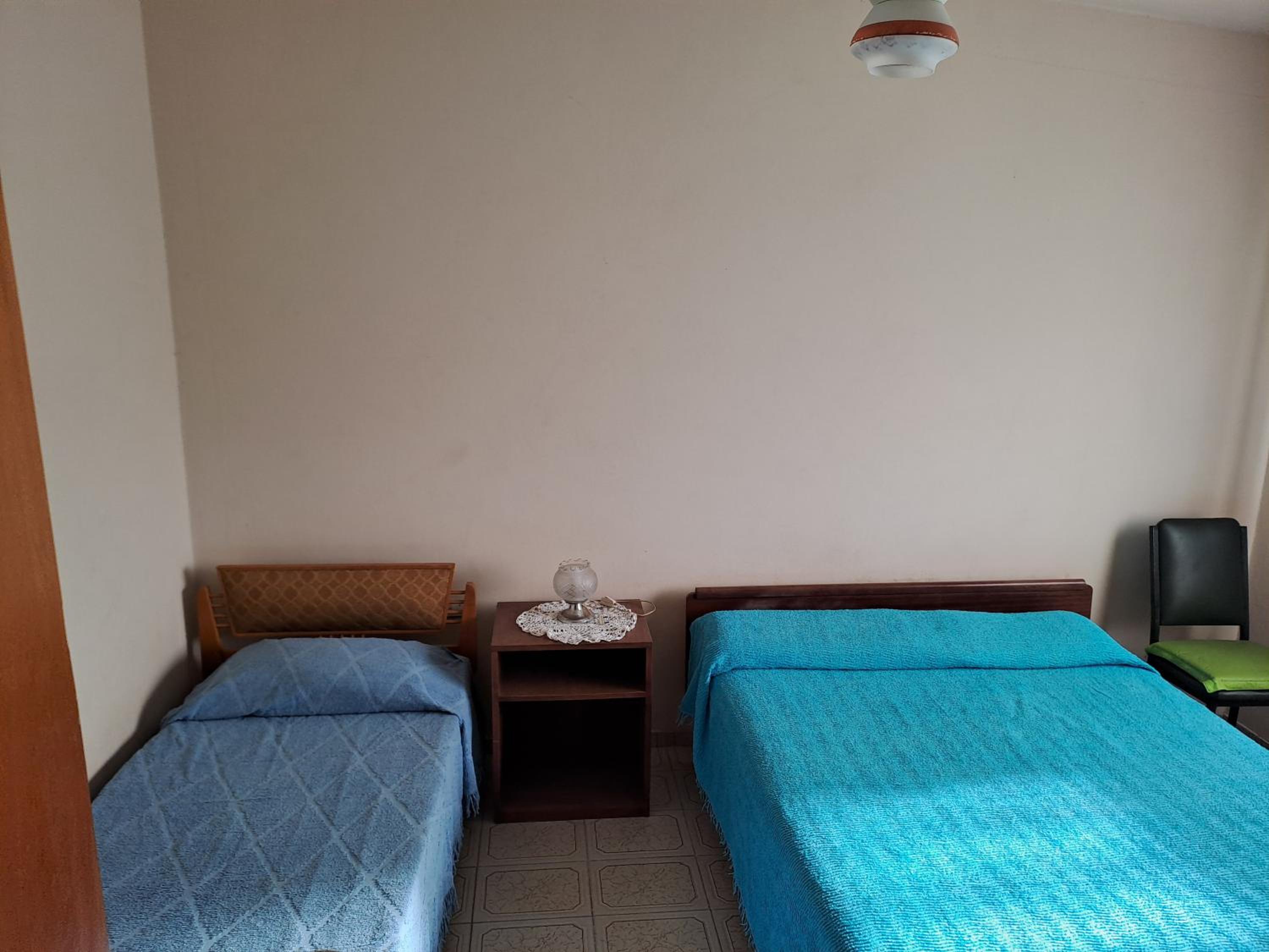 One-Bedroom House photo 1