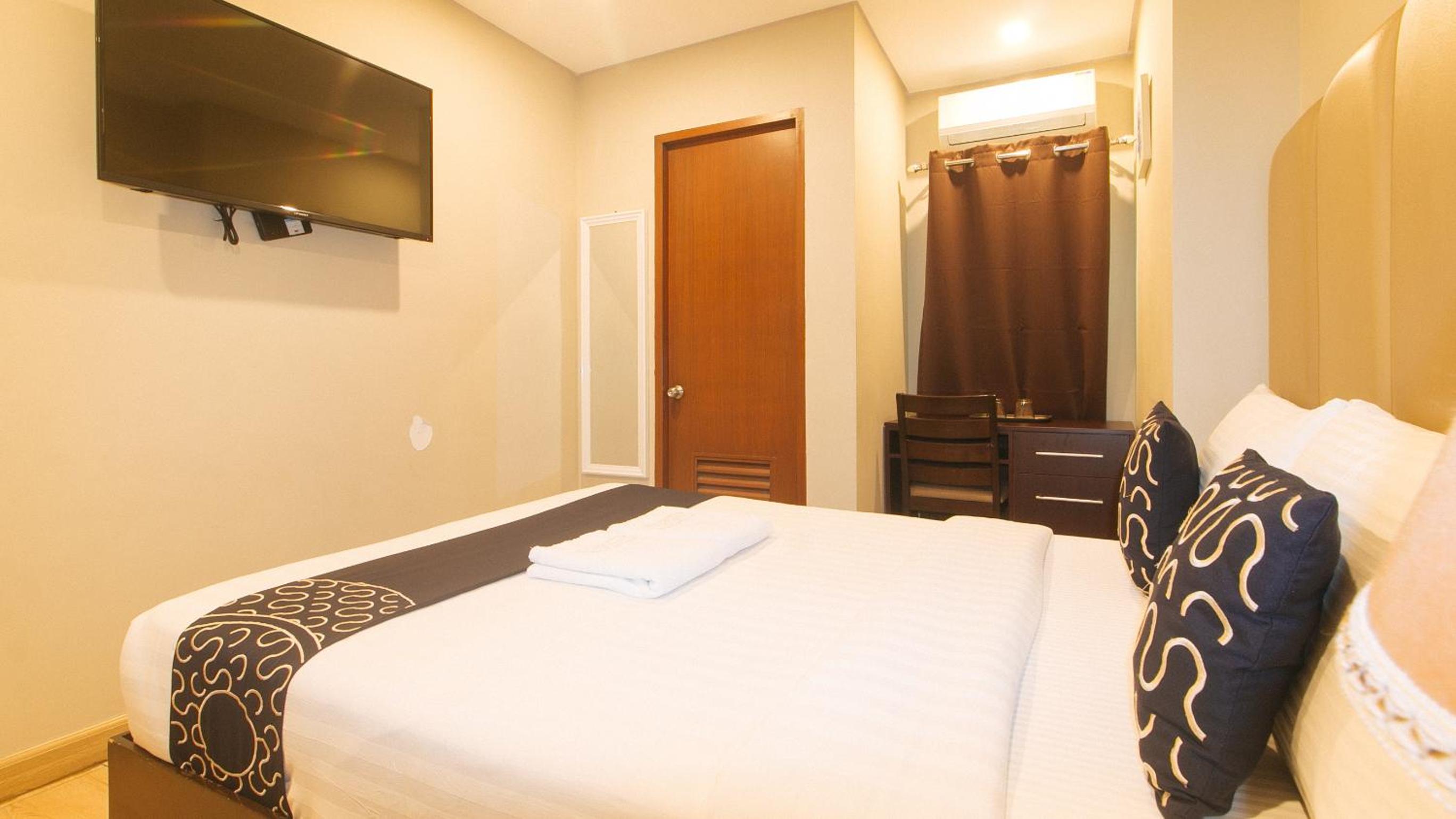 Deluxe Double Room - Photo 3