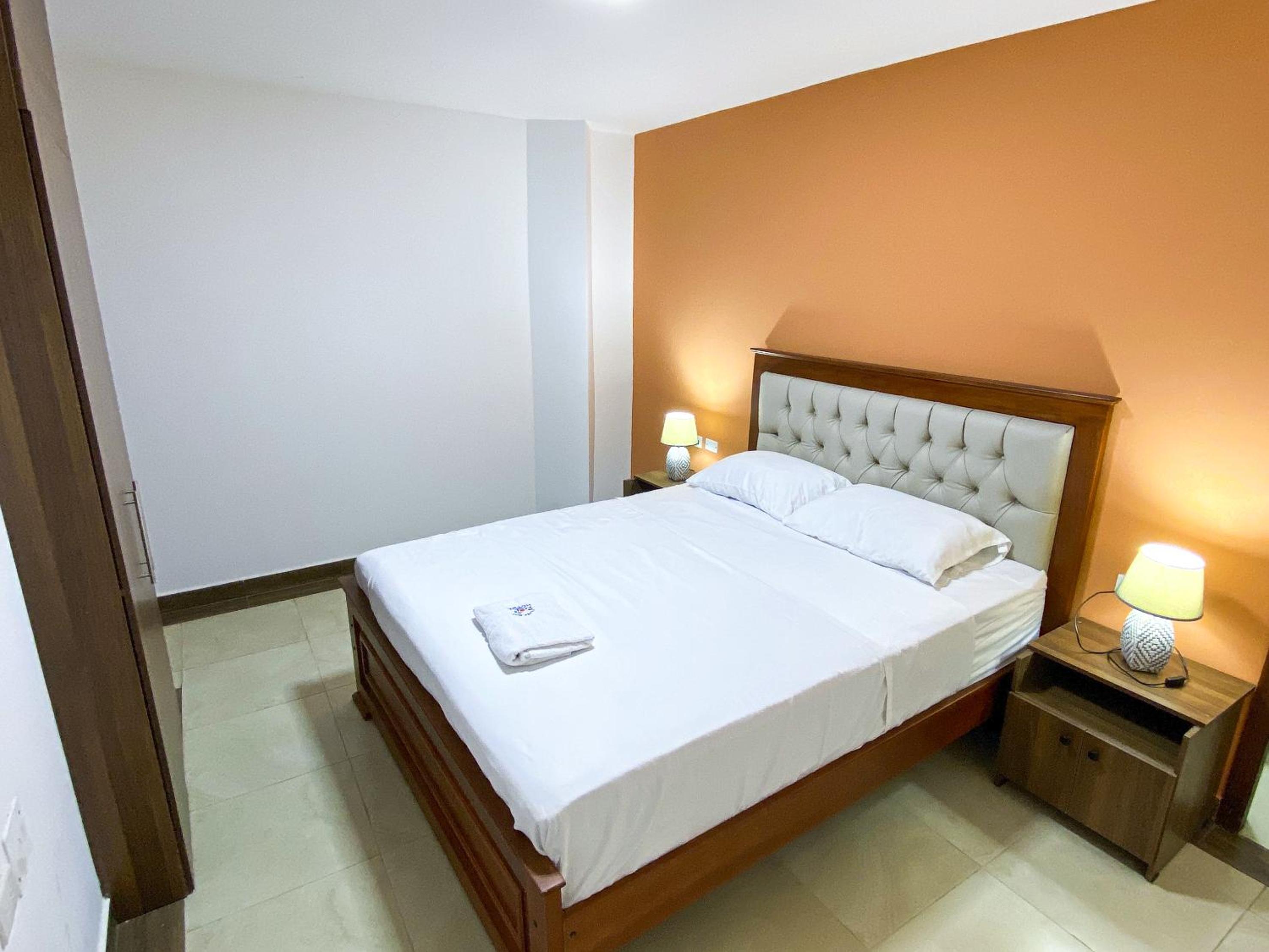 Single Room With Private Bathroom photo 2