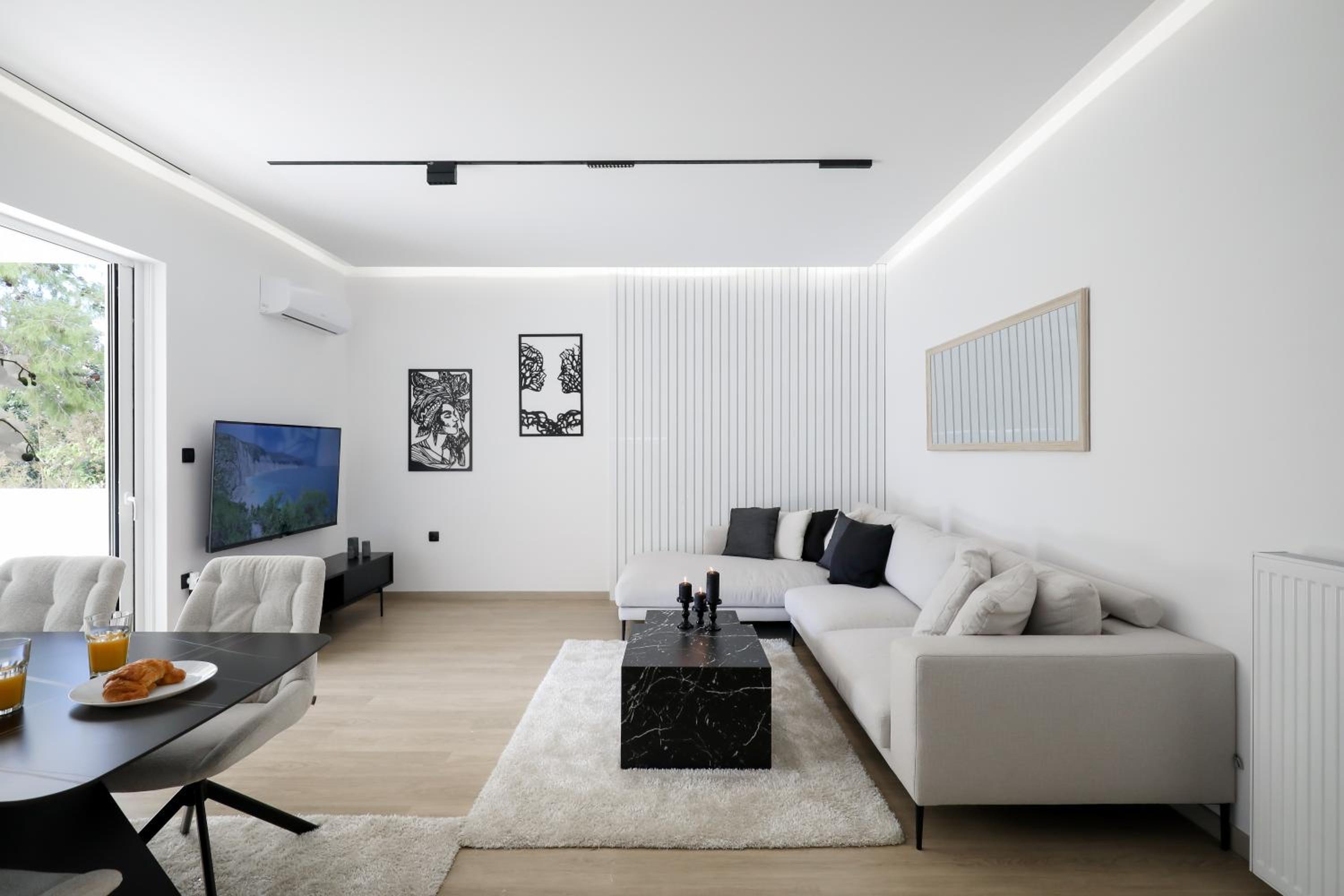 Three-Bedroom Apartment with Balcony