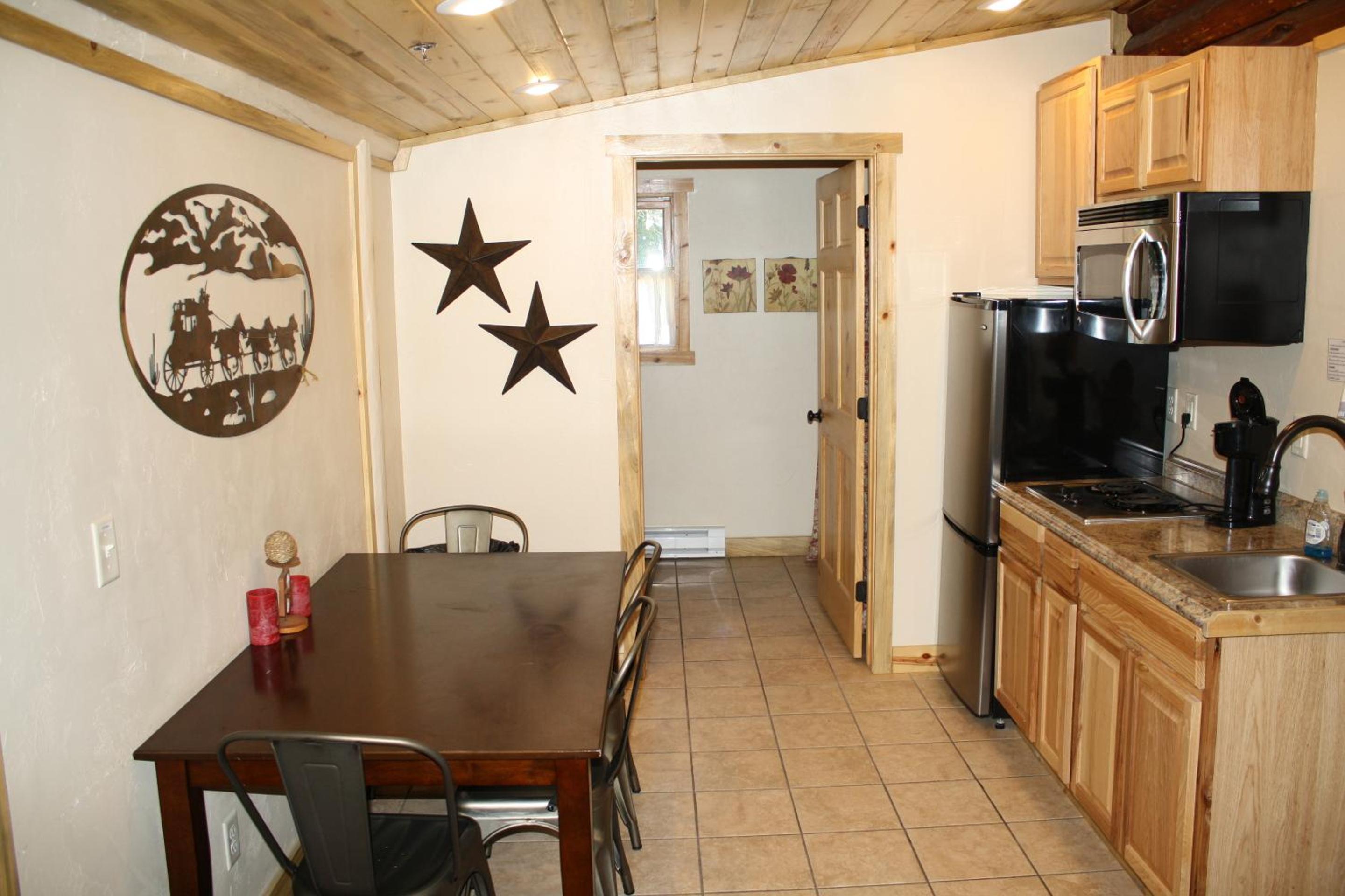 Suite with Mountain View photo 3