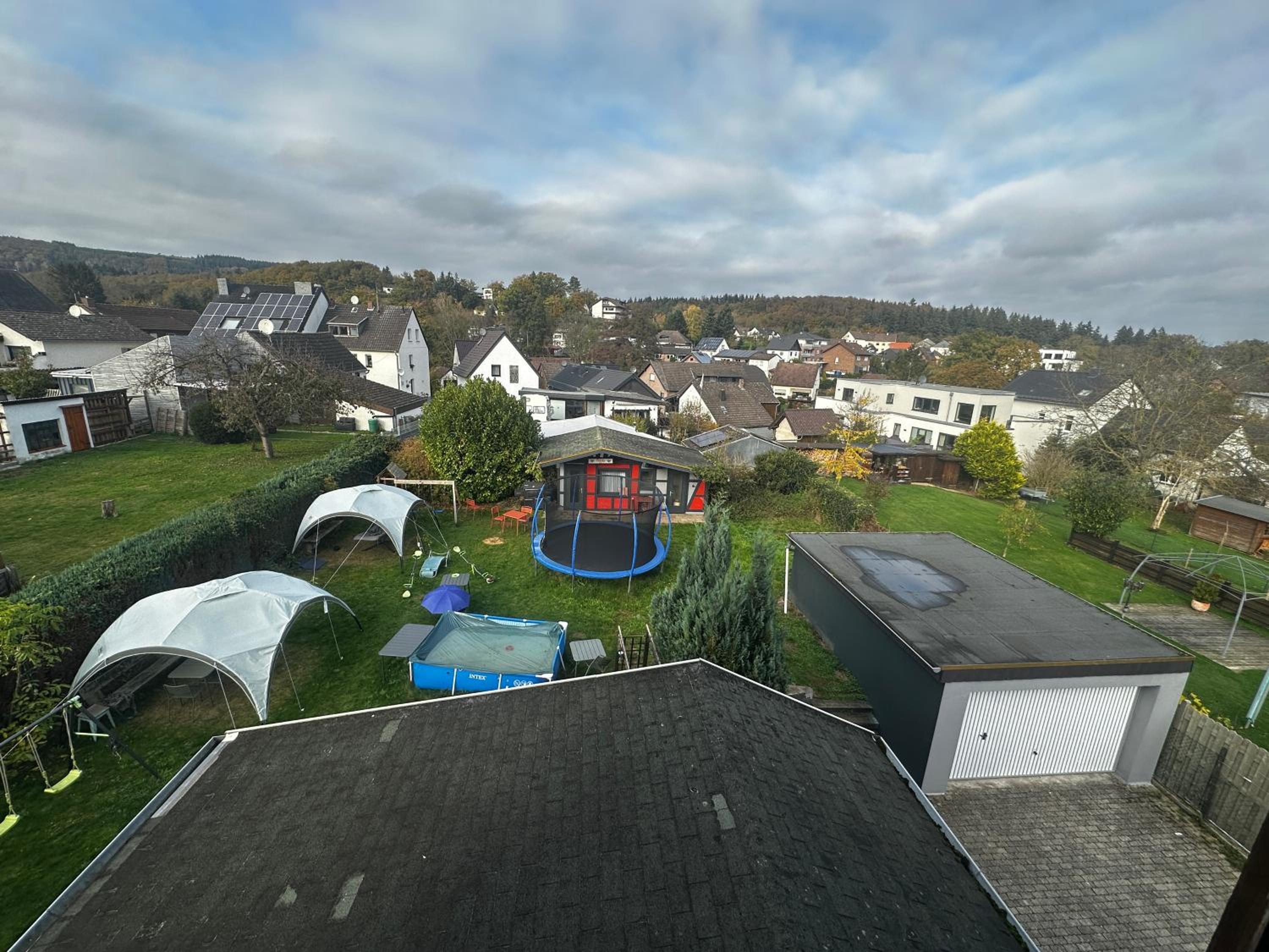 Apartment with Mountain View