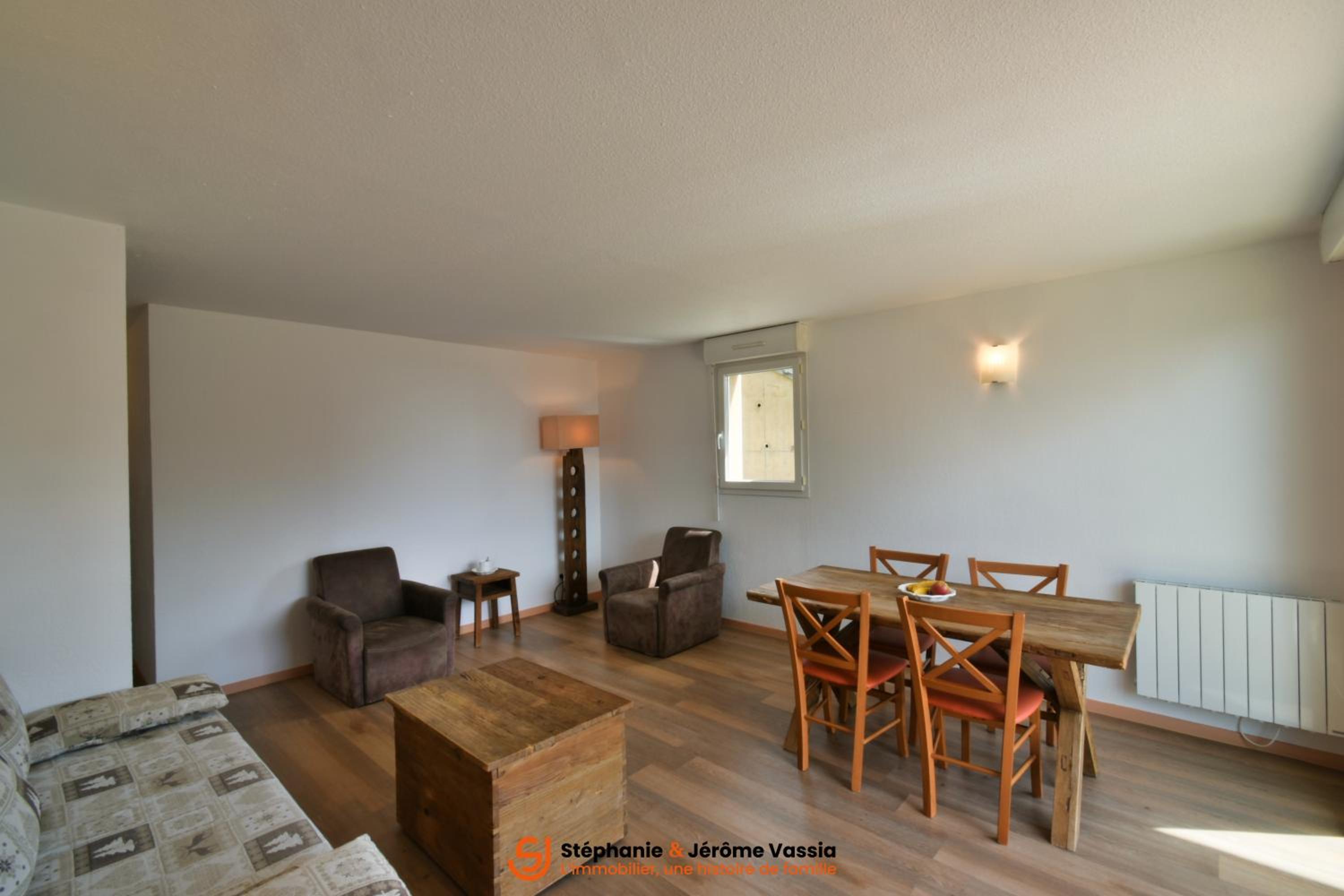Two-Bedroom Apartment (8 Adults) photo 2