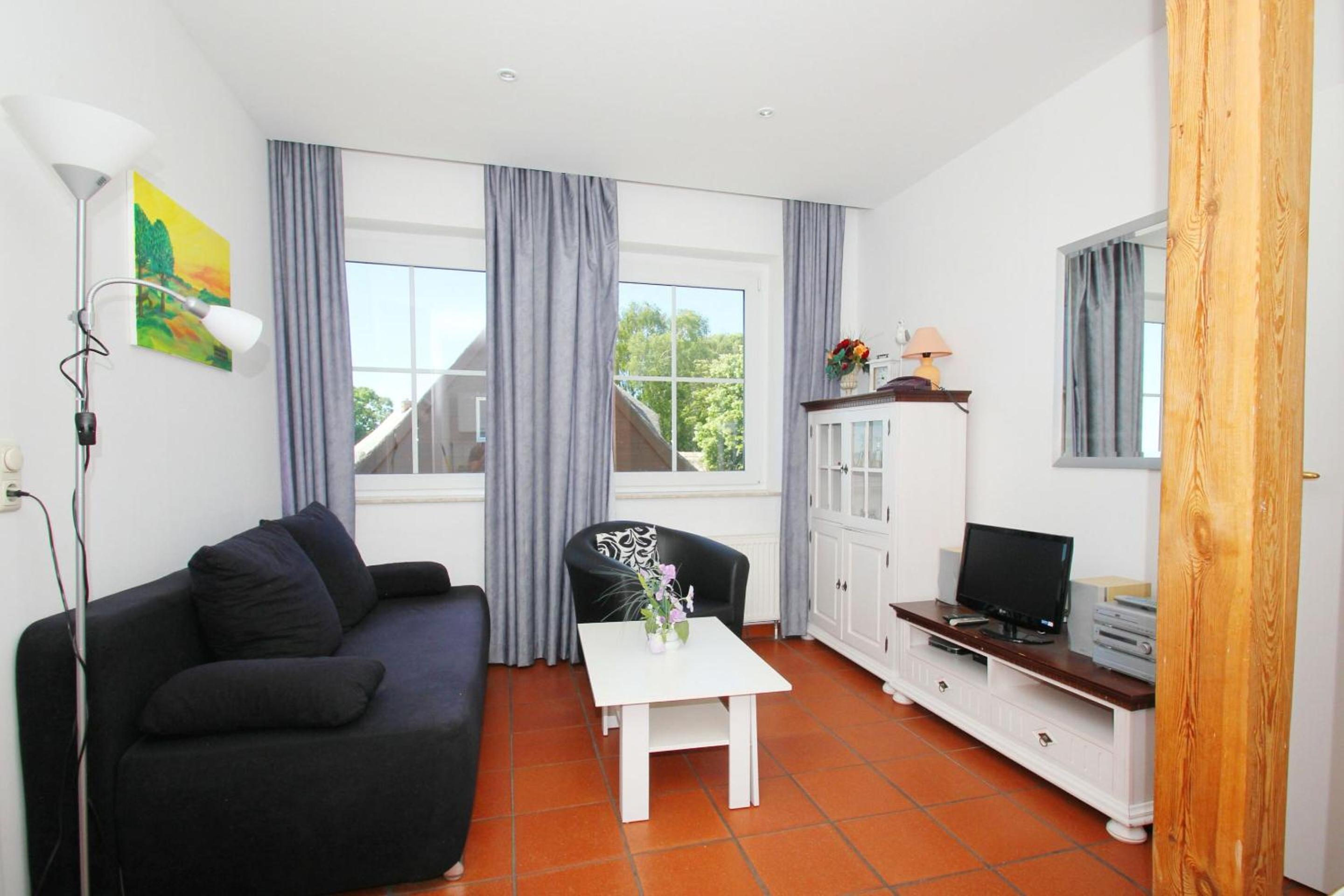 Apartment photo 1