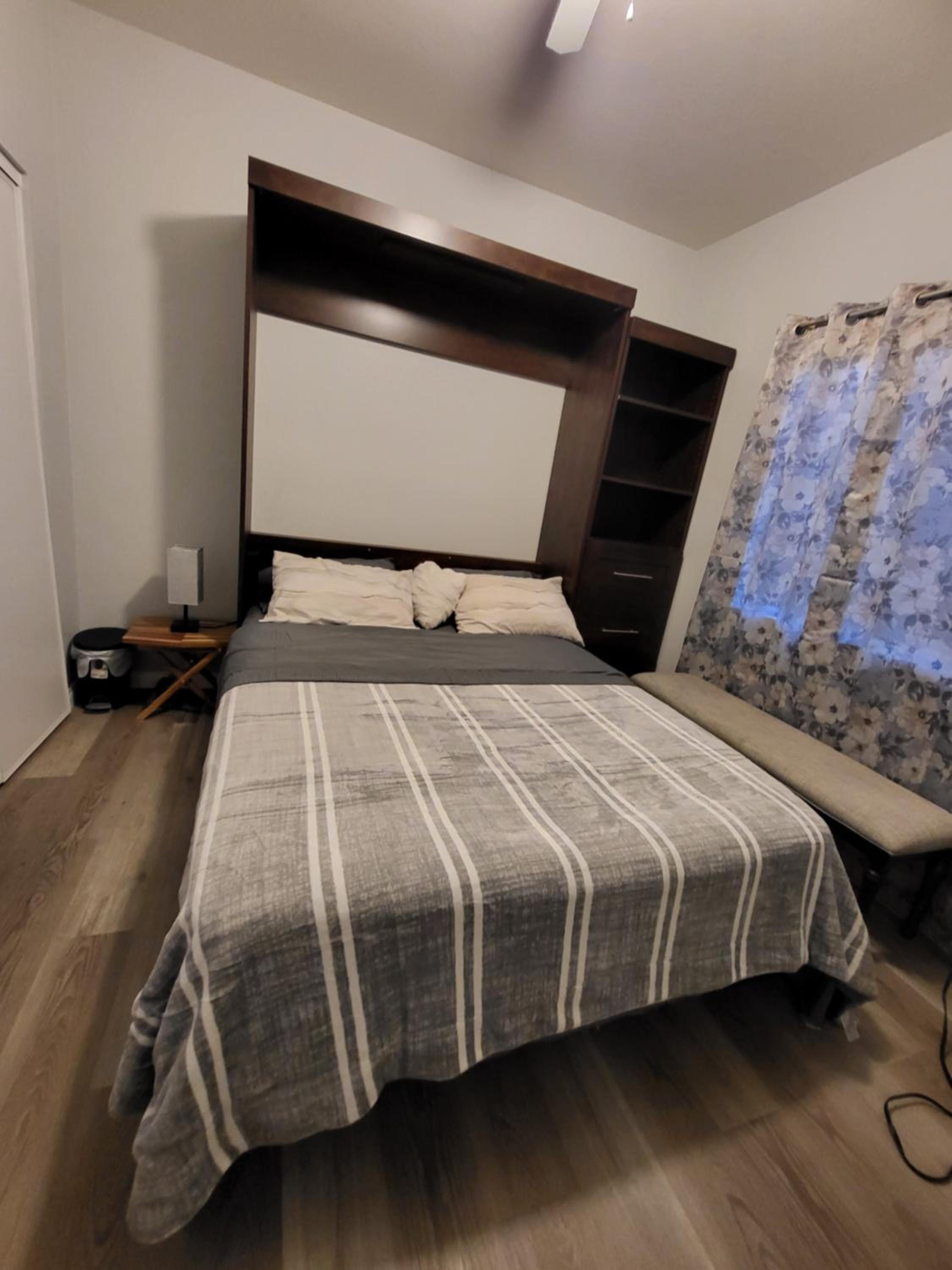 Apartment photo 2