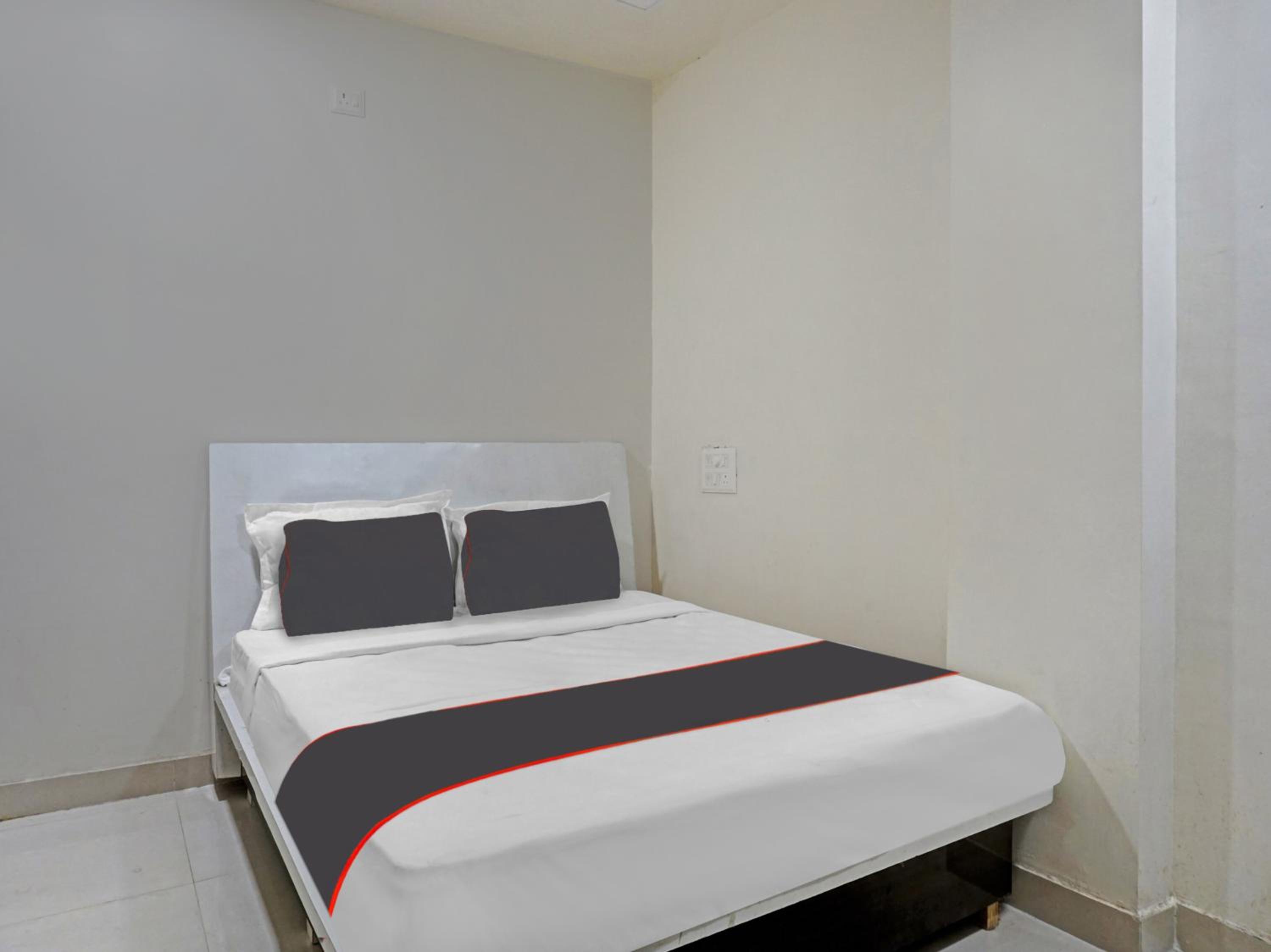 Classic Triple Room photo 1