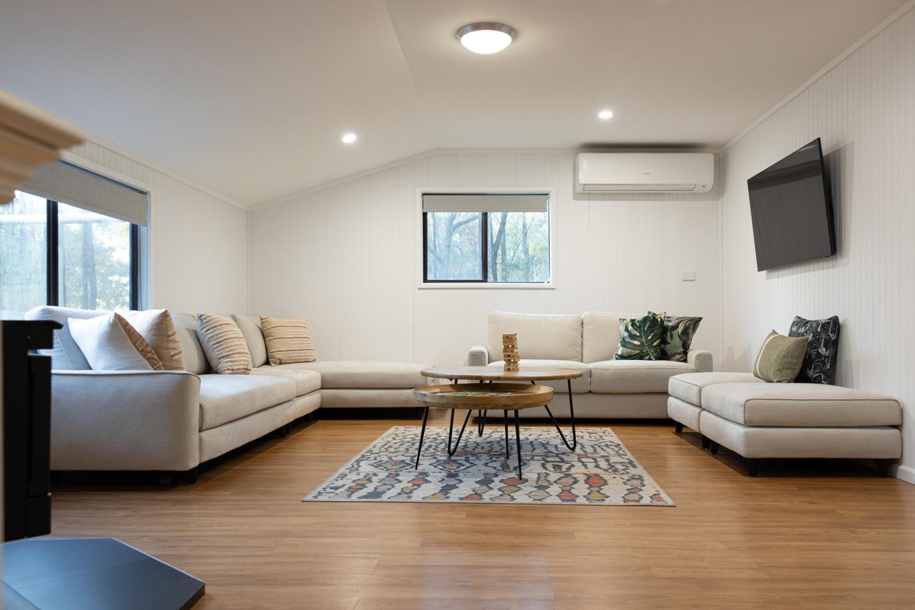 Four-Bedroom House photo 3
