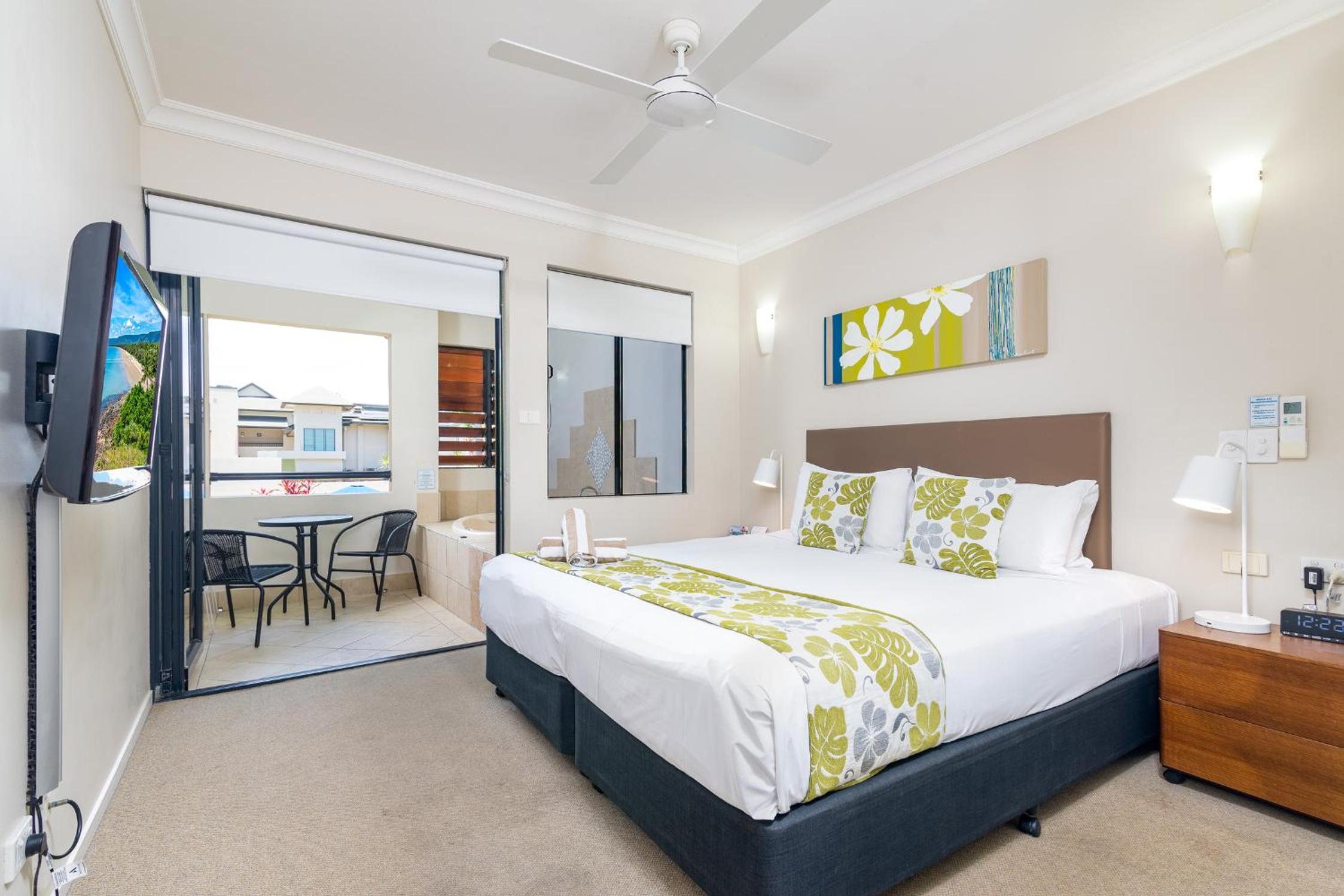 King Room with Spa Bath photo 1