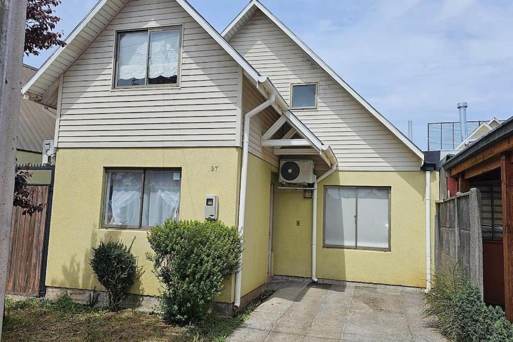 Four-Bedroom House photo 1