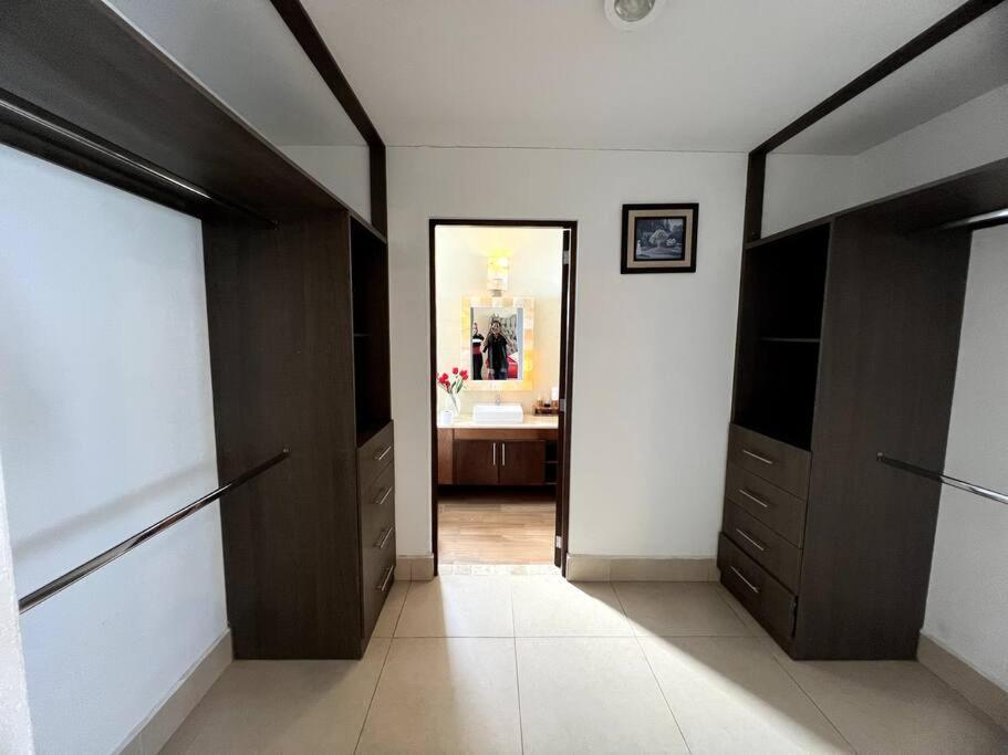 Three-Bedroom House photo 2