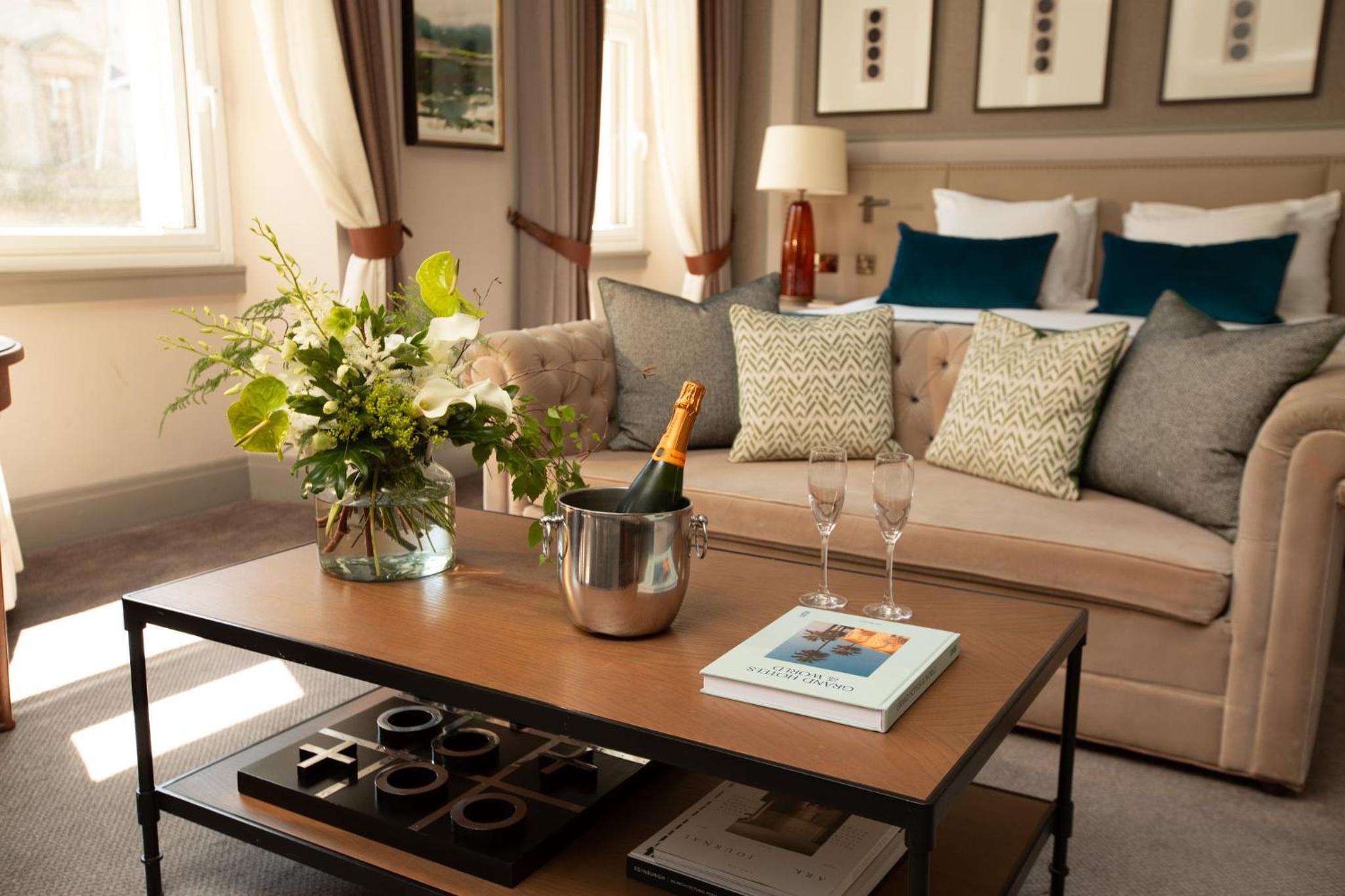 Somerville Suite - Photo 1