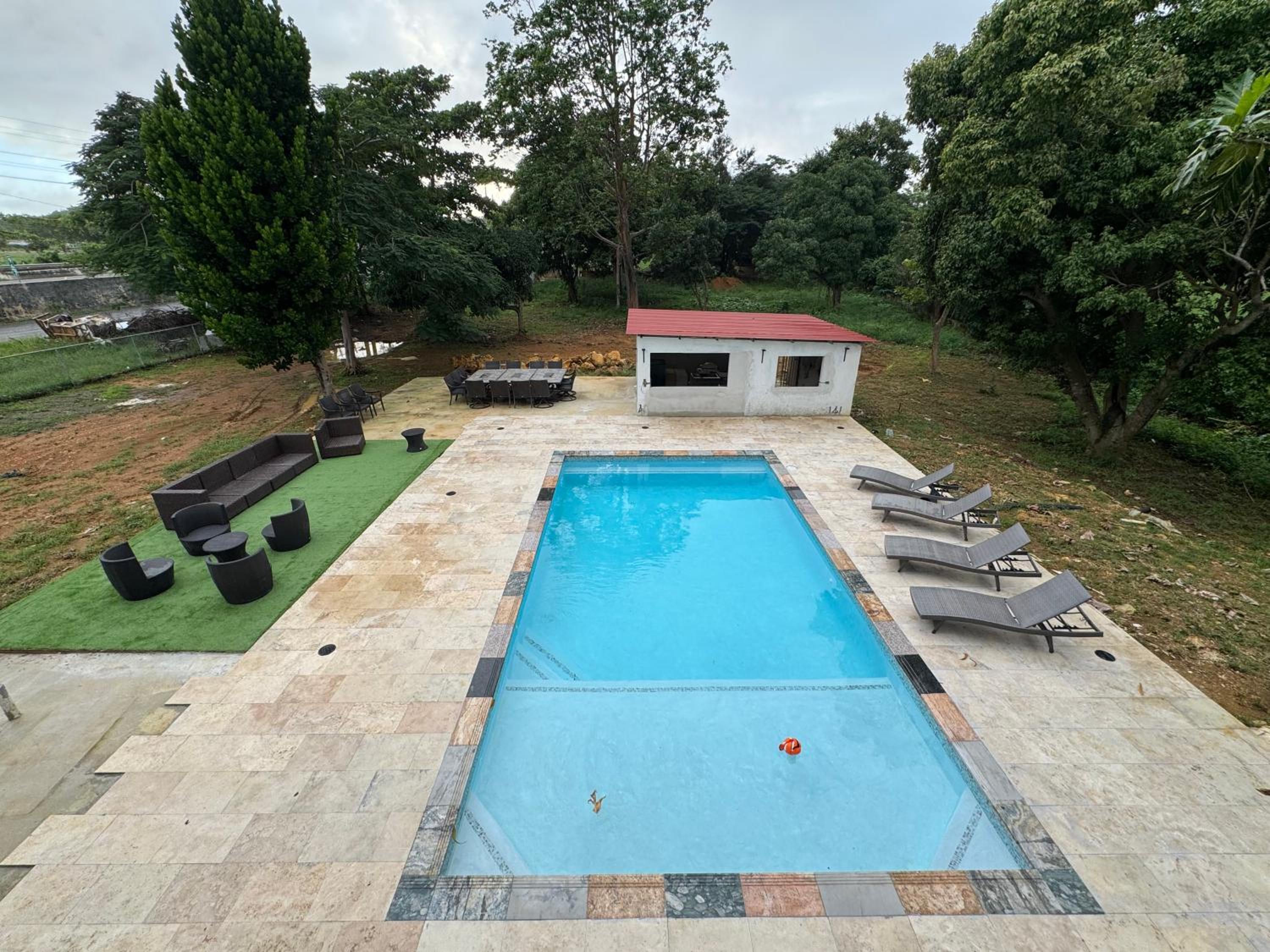 Four-Bedroom House photo 1