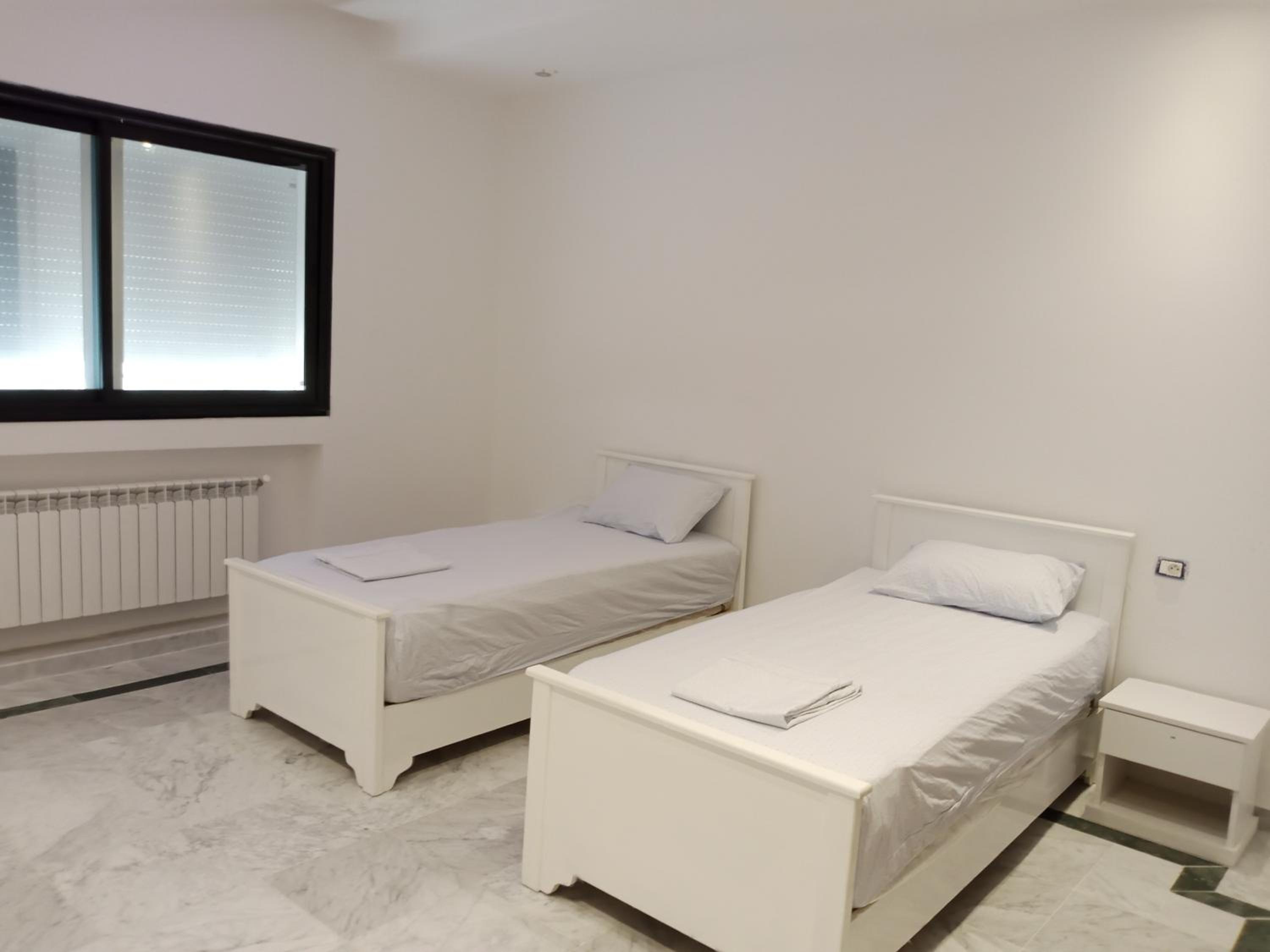 Four-Bedroom Luxury Apartment photo 3