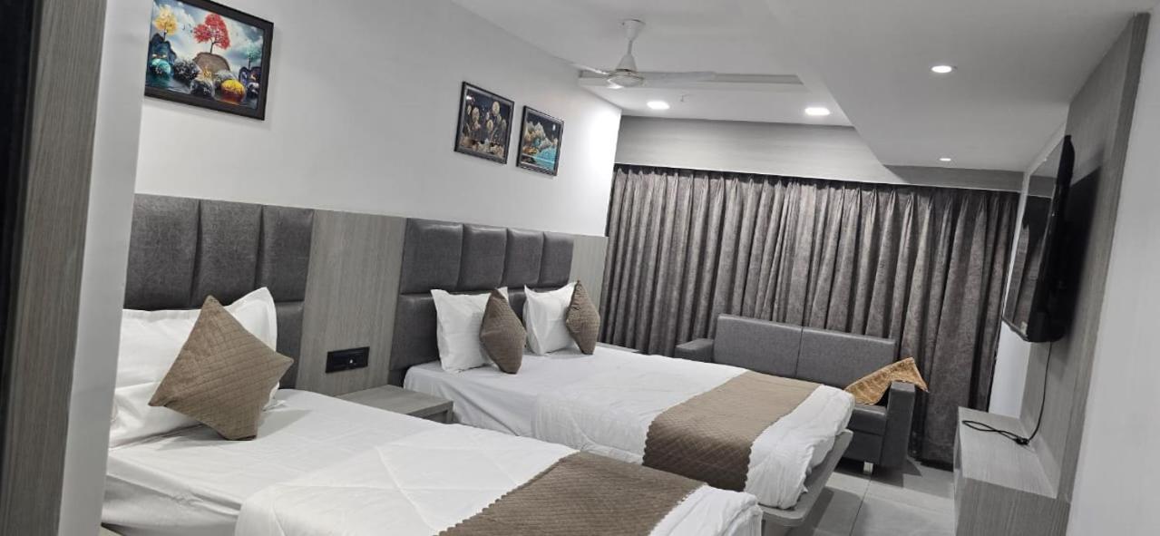 Standard Triple Room - Photo 1