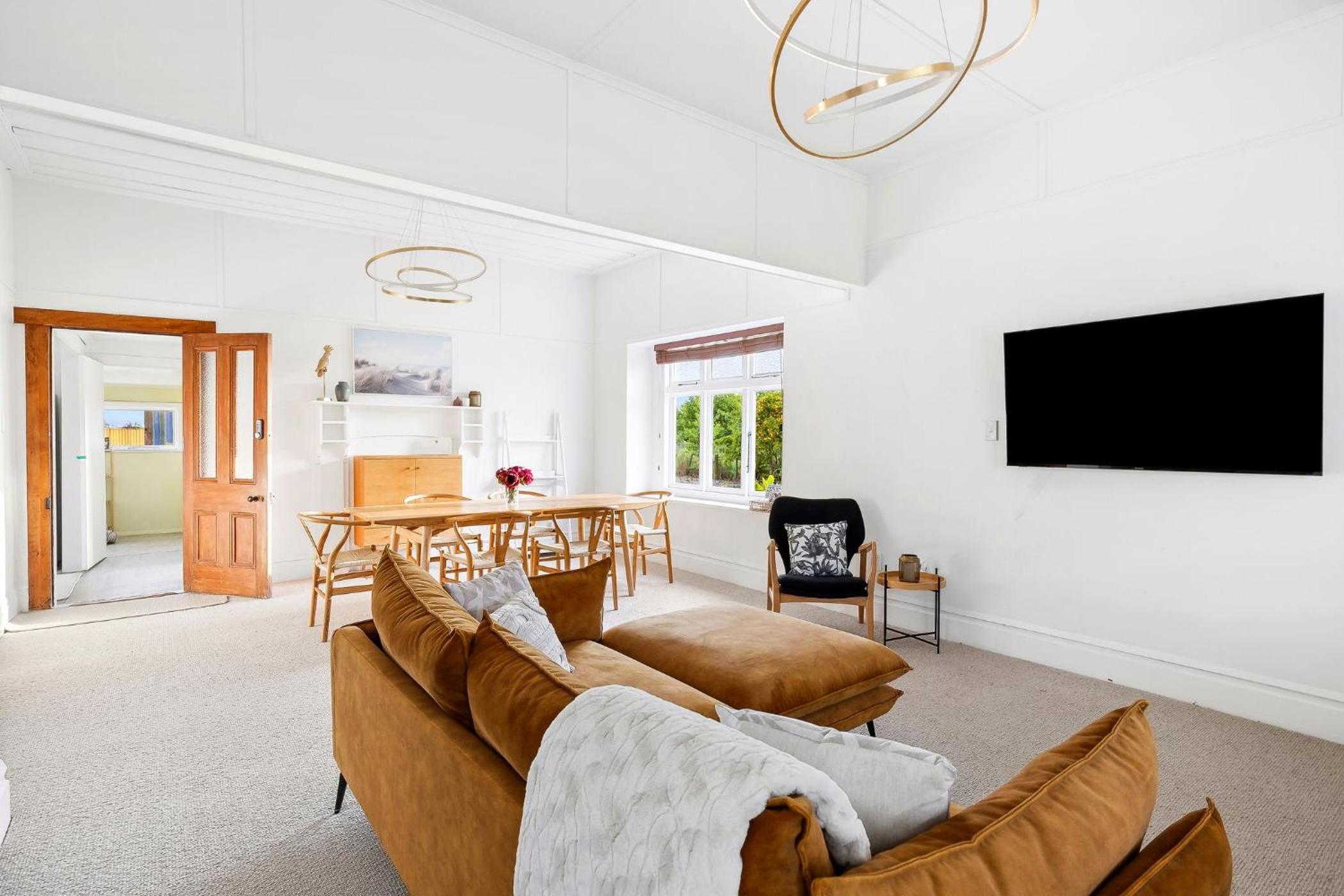 One-Bedroom House photo 1