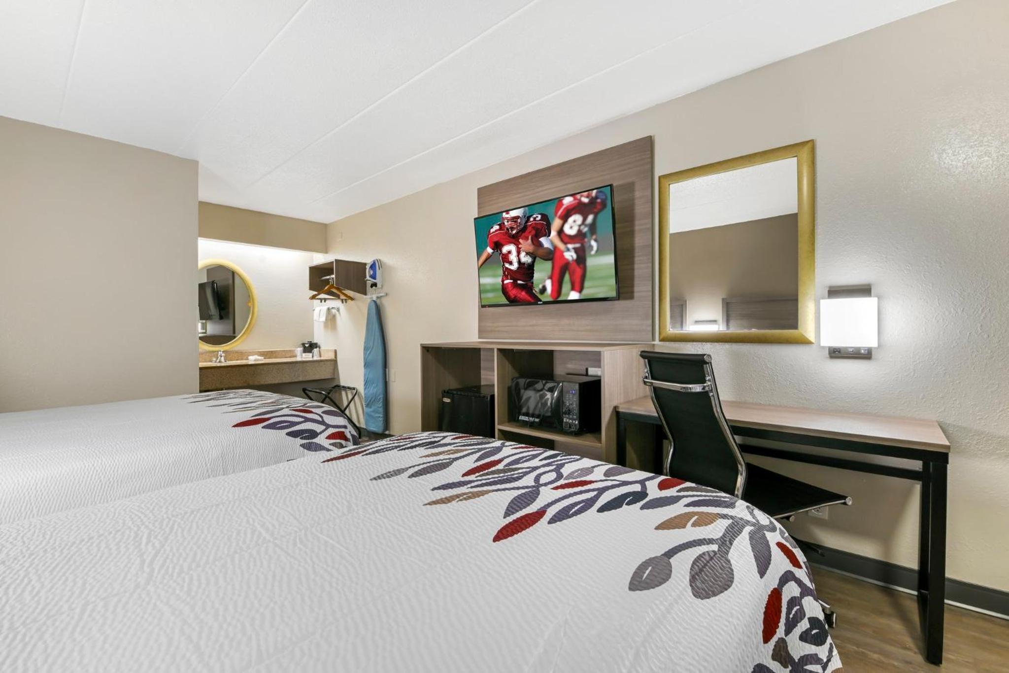 Deluxe Room with Two Double Beds Smoke Free - Photo 5