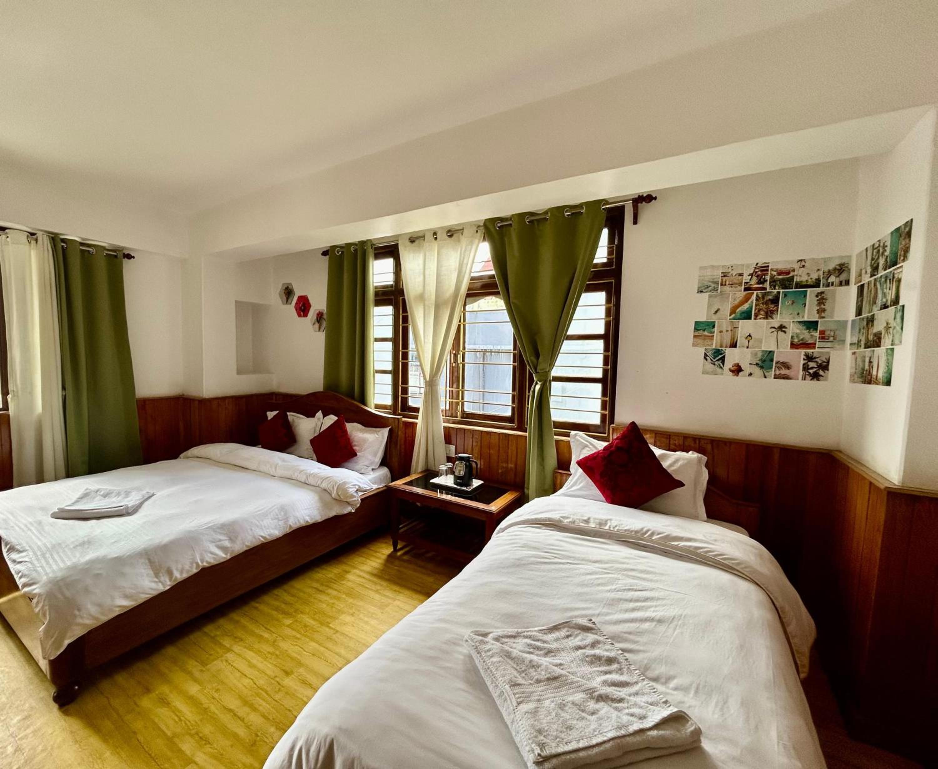 Deluxe Triple Room photo 2
