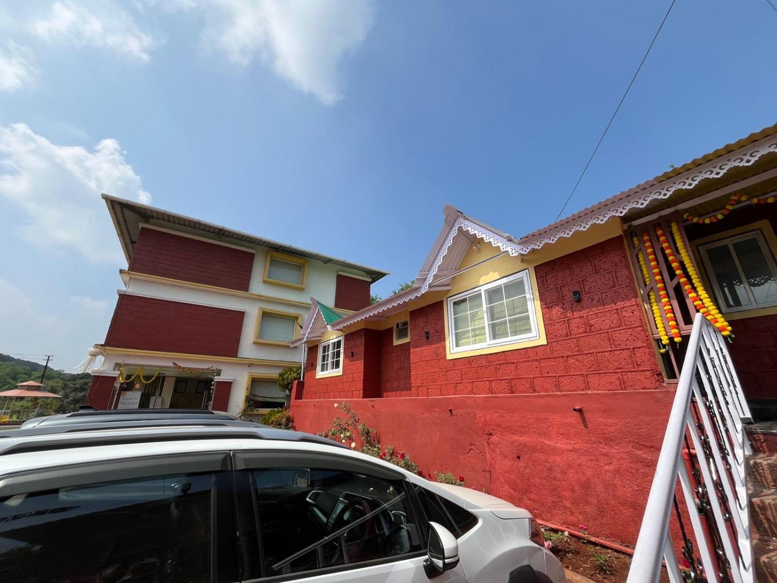 Three-Bedroom Villa - Photo 17