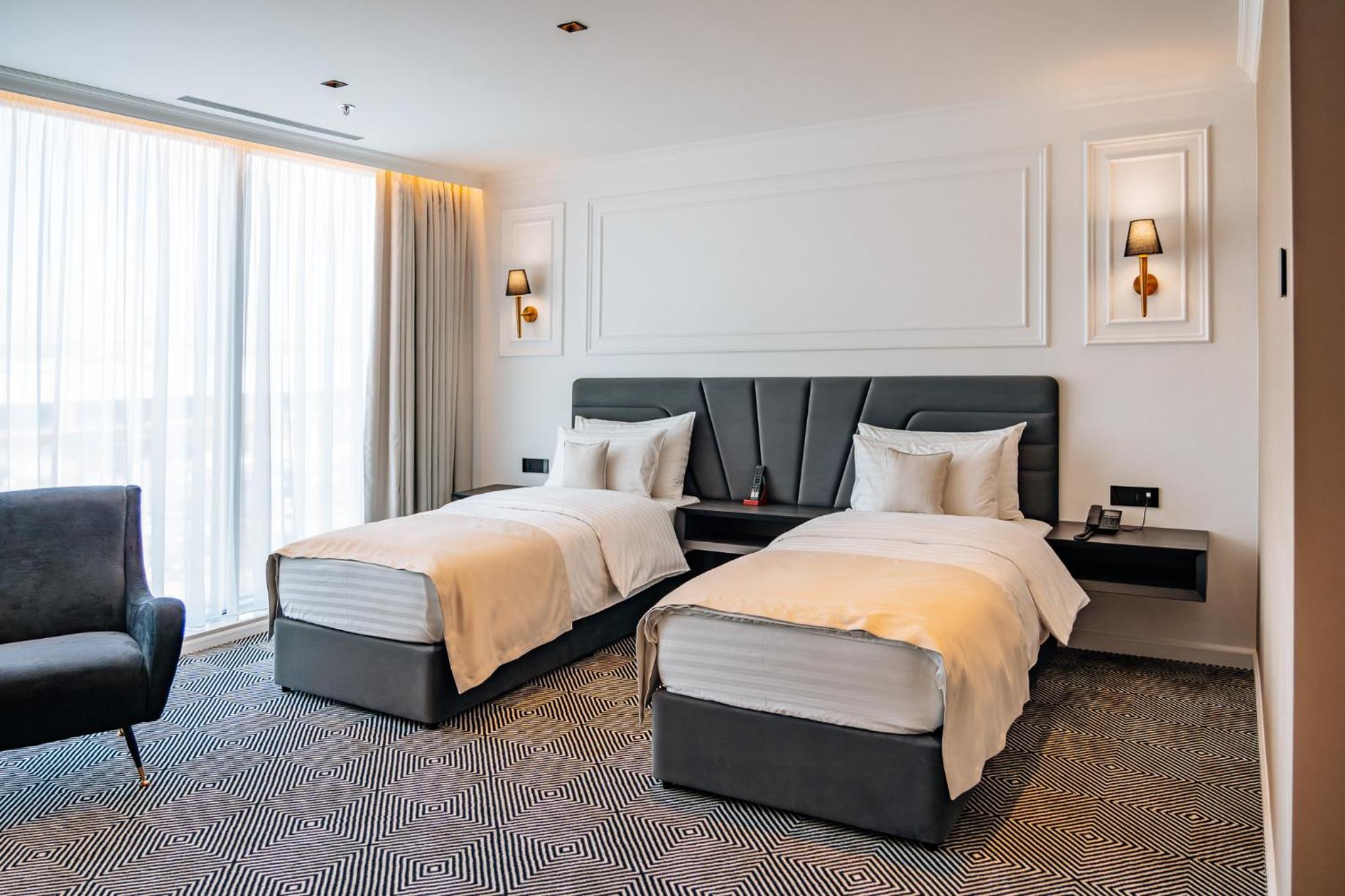 Superior Twin Room - Photo 25