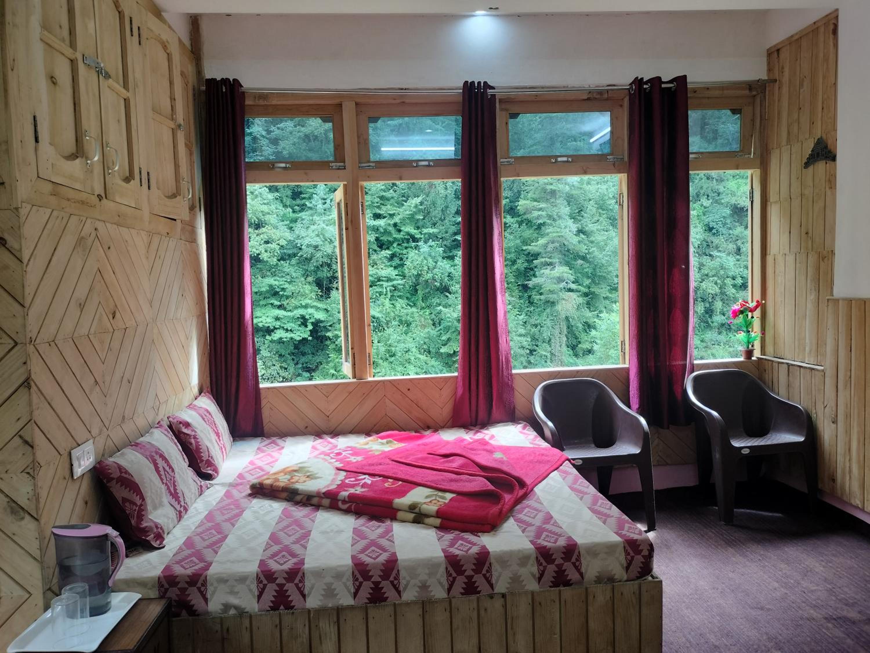 Double Room With Private Bathroom photo 1