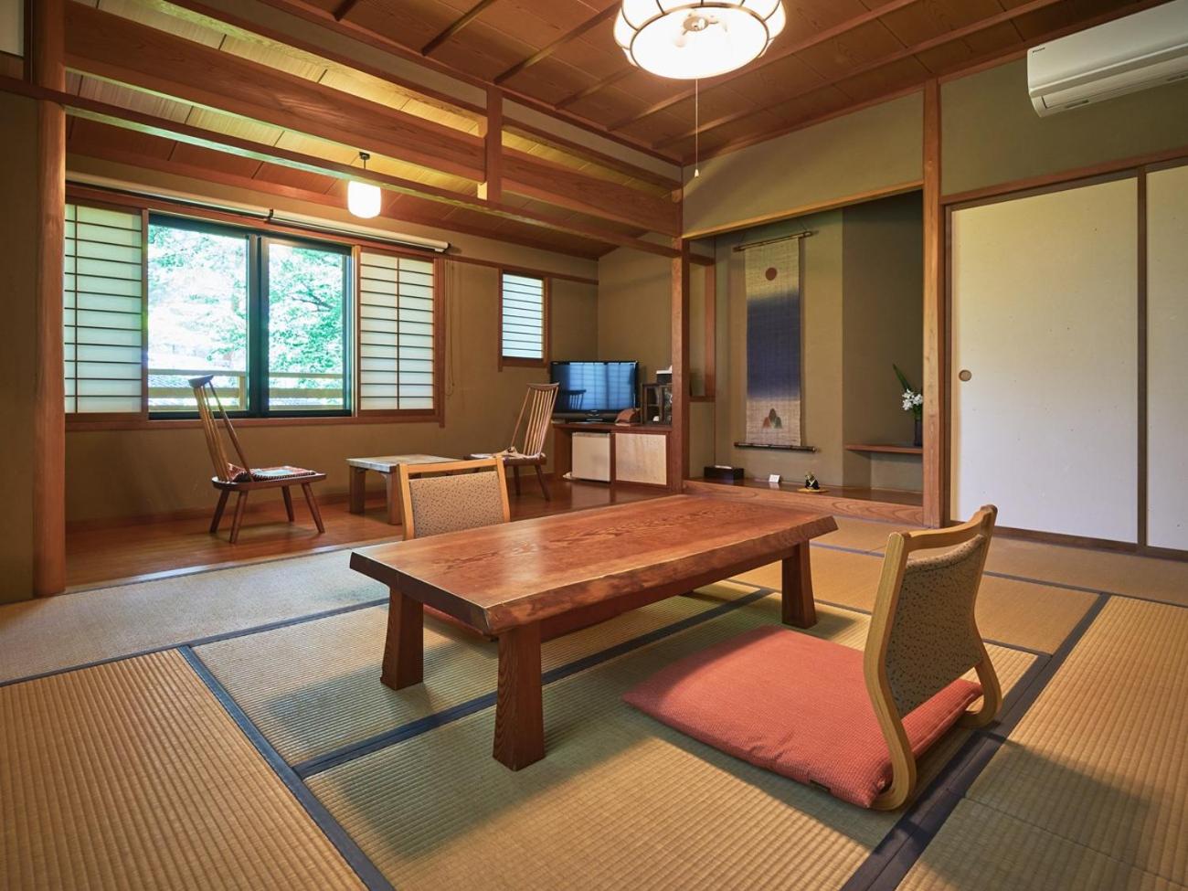 Japanese-Style Quadruple Room