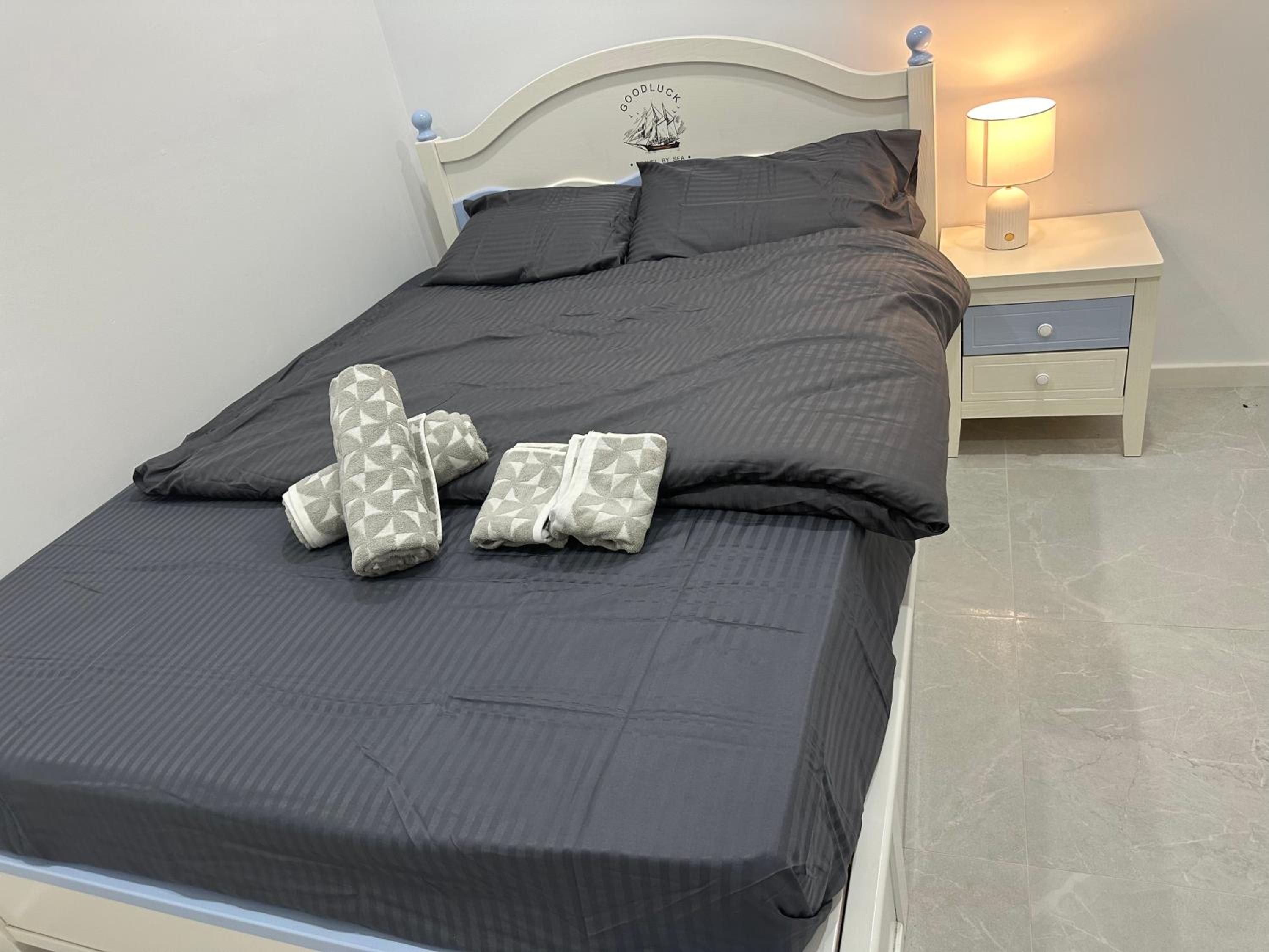 Three-Bedroom House photo 2
