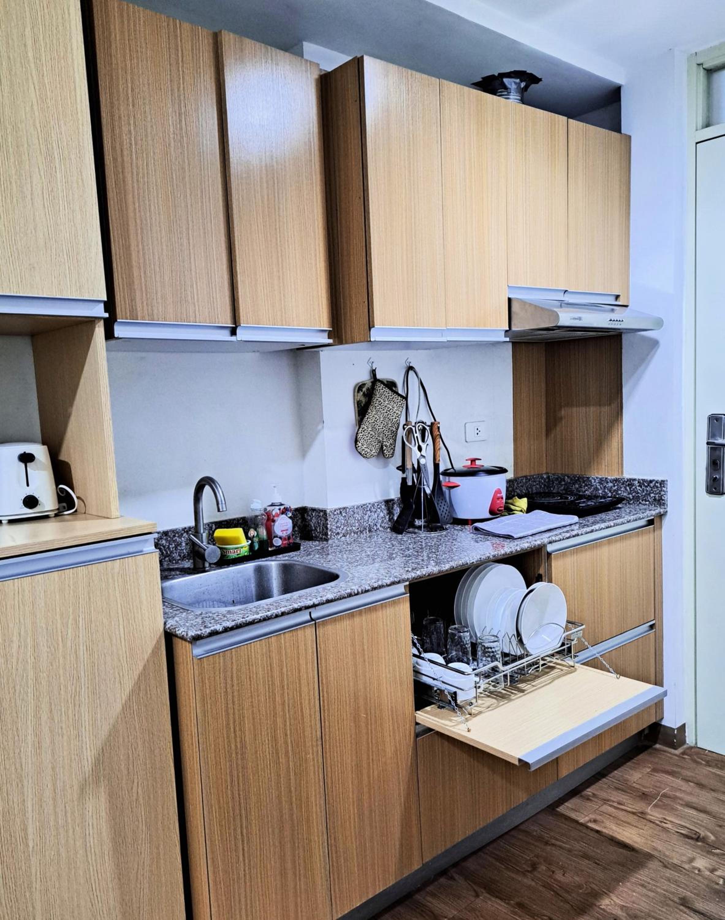 Studio Apartment - Photo 28