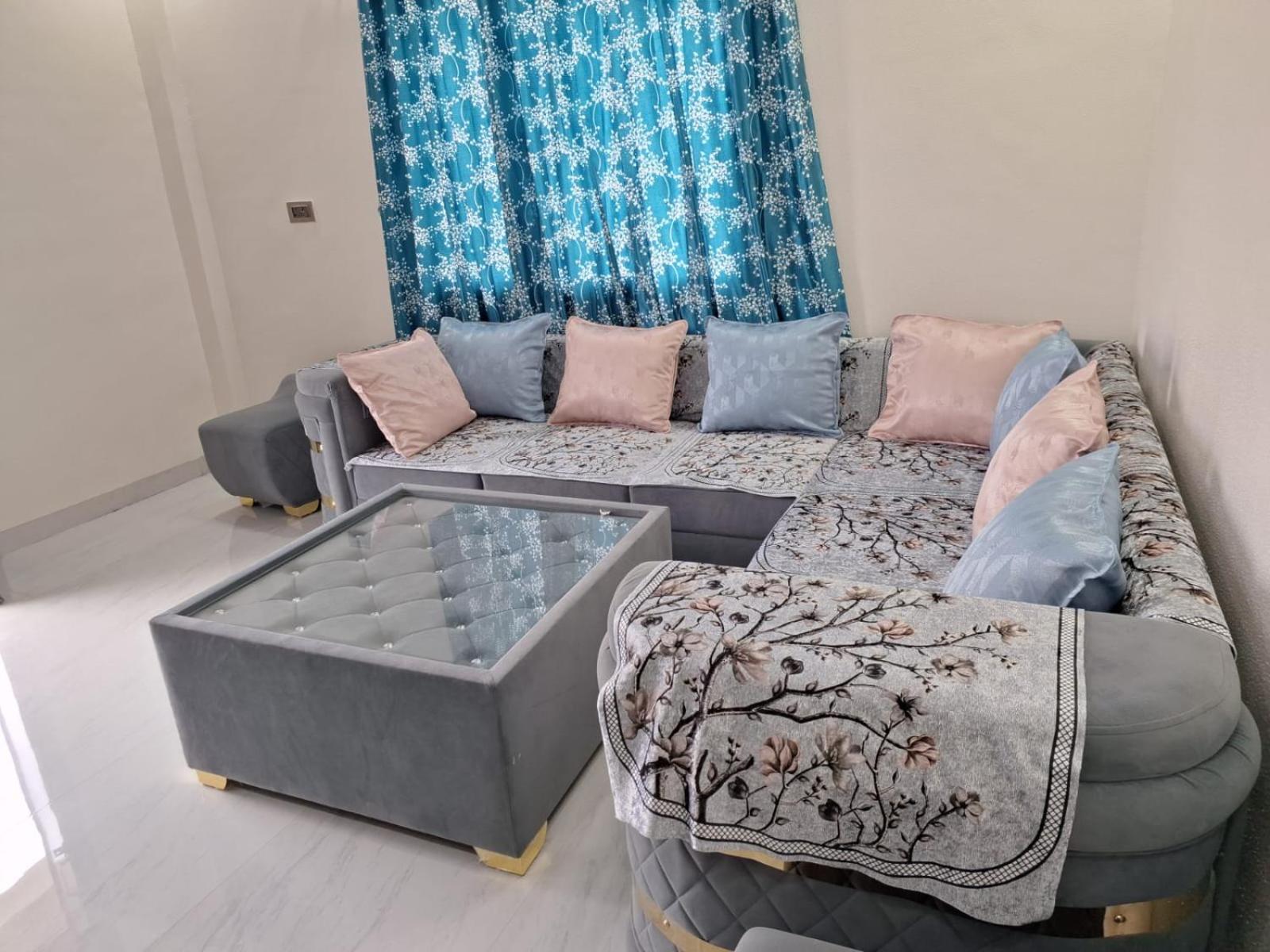 Deluxe Room (2 Adults + 1 Child) photo 1