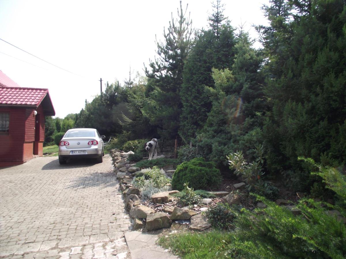 Five-Bedroom House photo 3