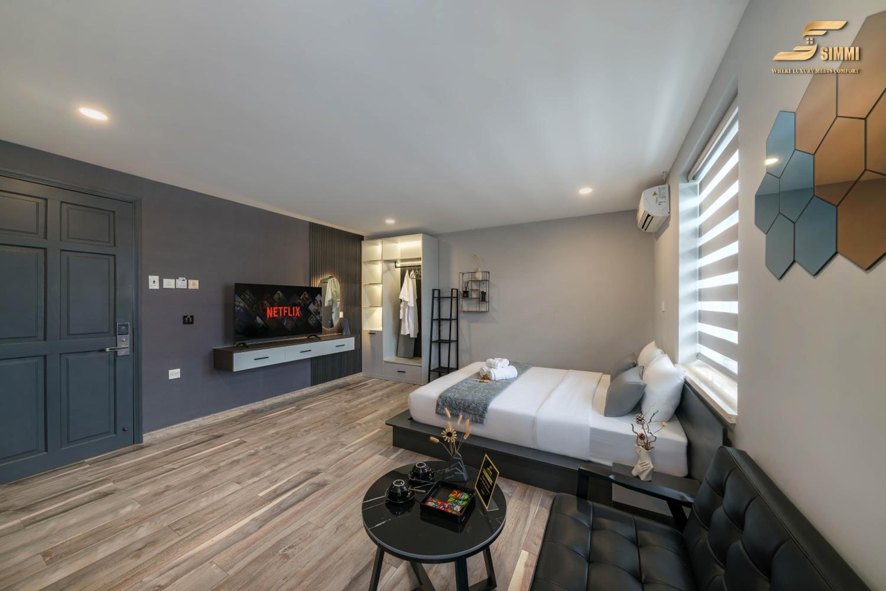 Deluxe Double Room with Balcony