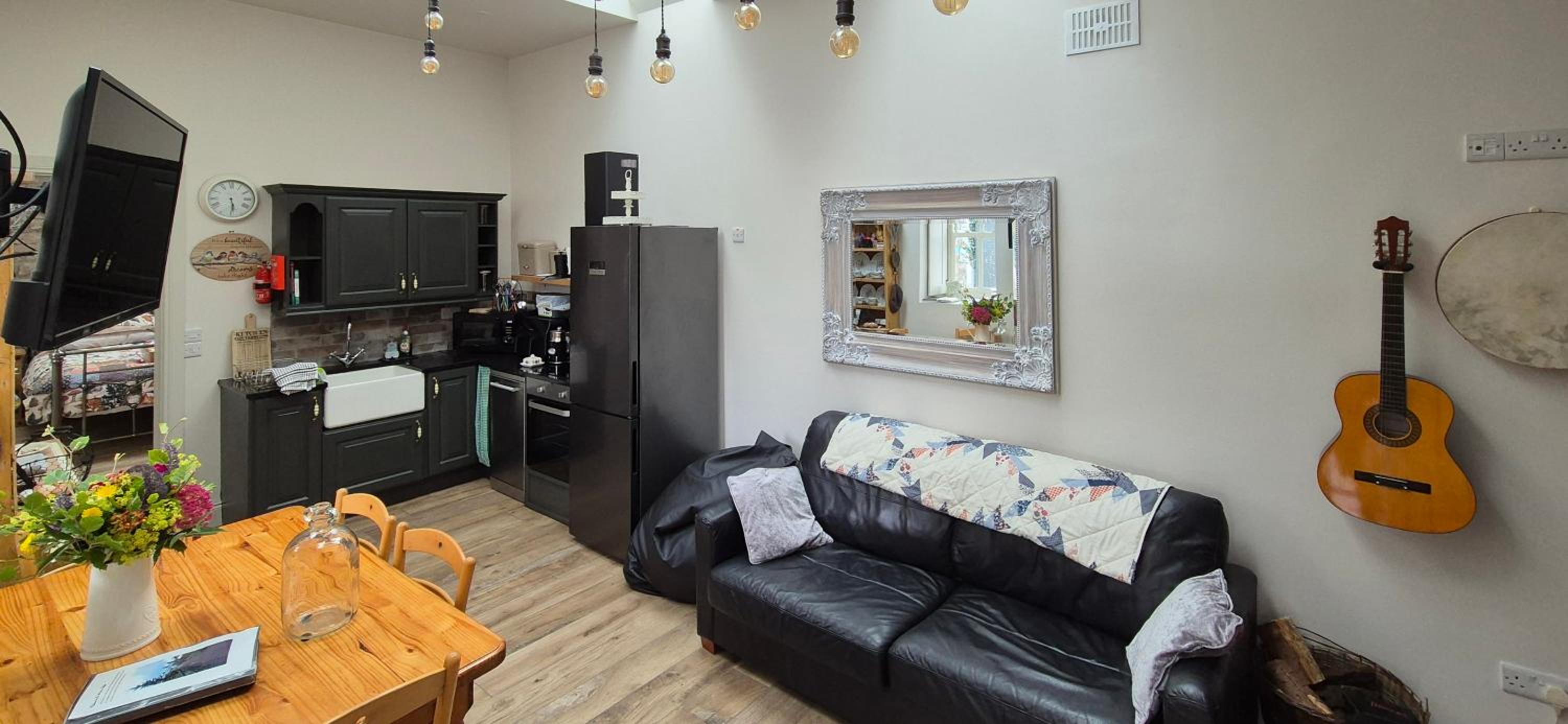 Two-Bedroom House - Photo 64