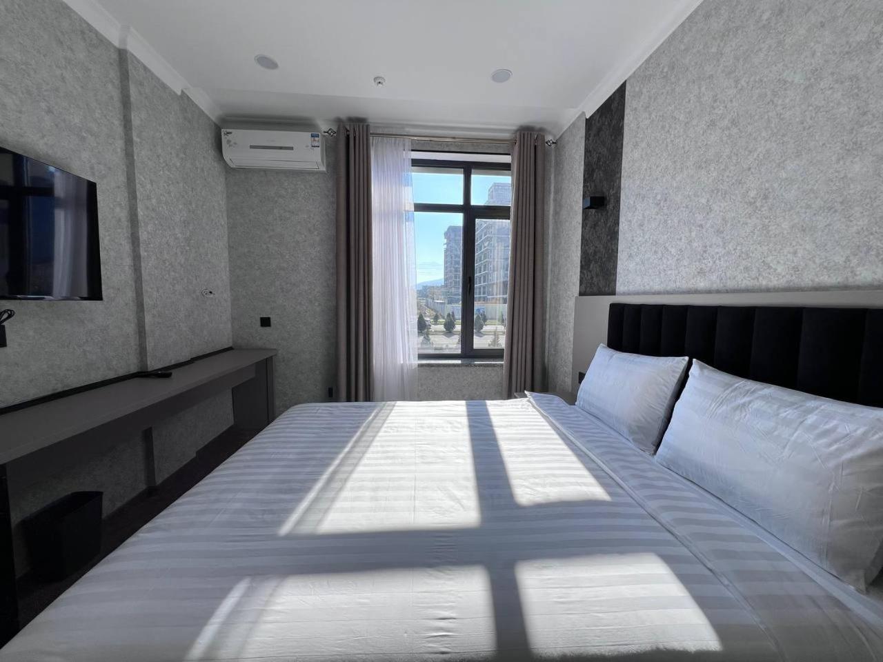 Double Room - Photo 3